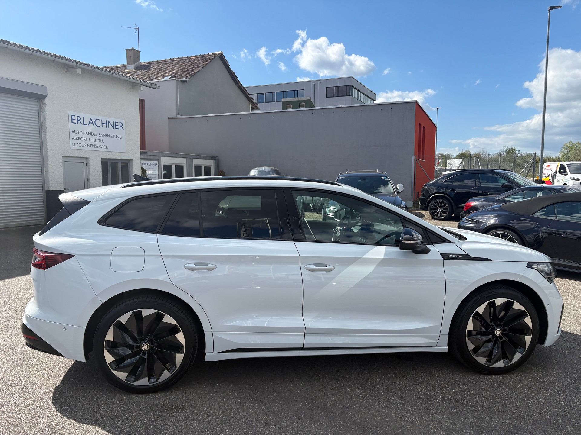 SKODA Enyaq iV 80 SportLine Ultra-image-6