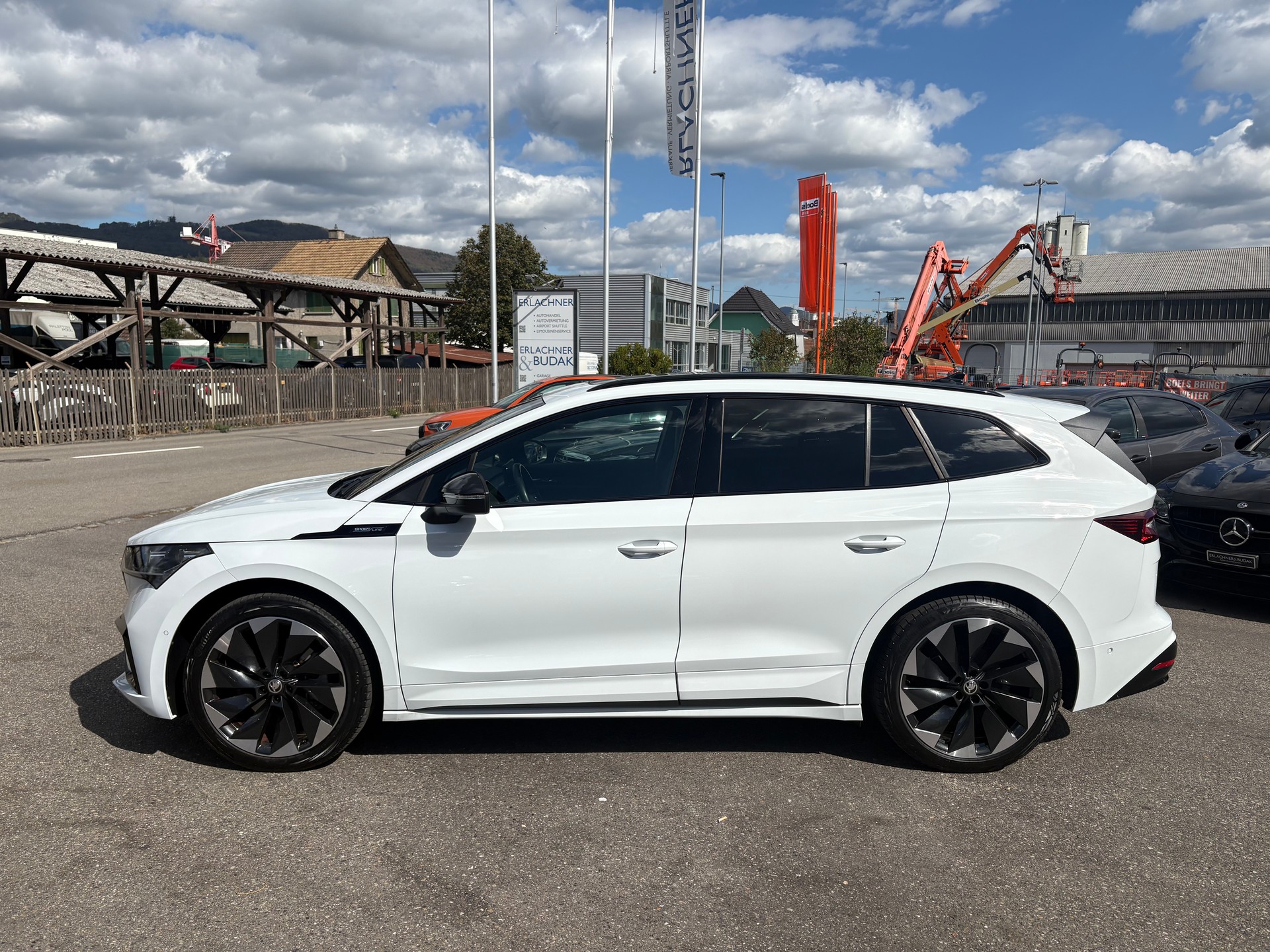 SKODA Enyaq iV 80 SportLine Ultra-showroom-element-2