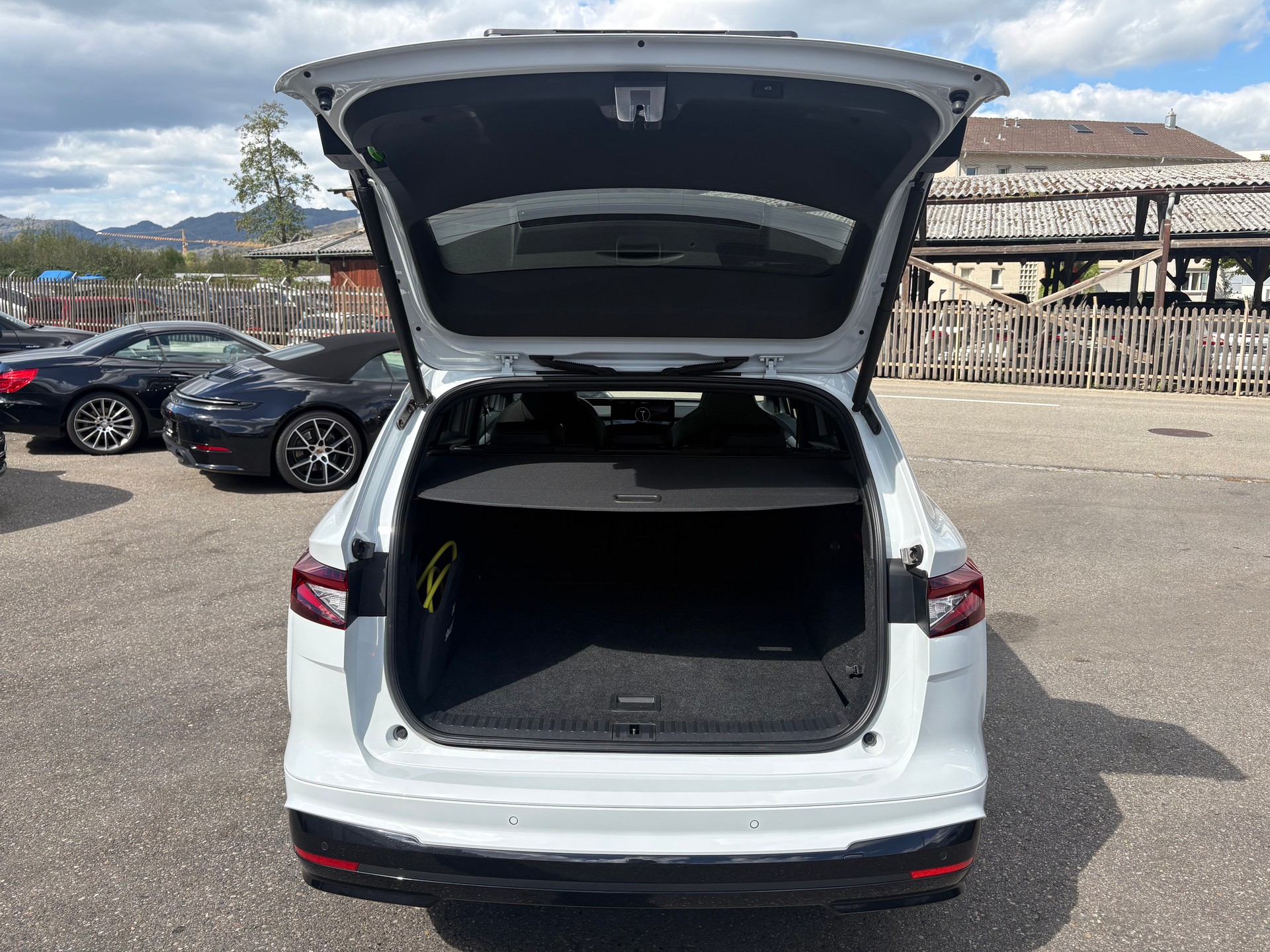 SKODA Enyaq iV 80 SportLine Ultra-image-7