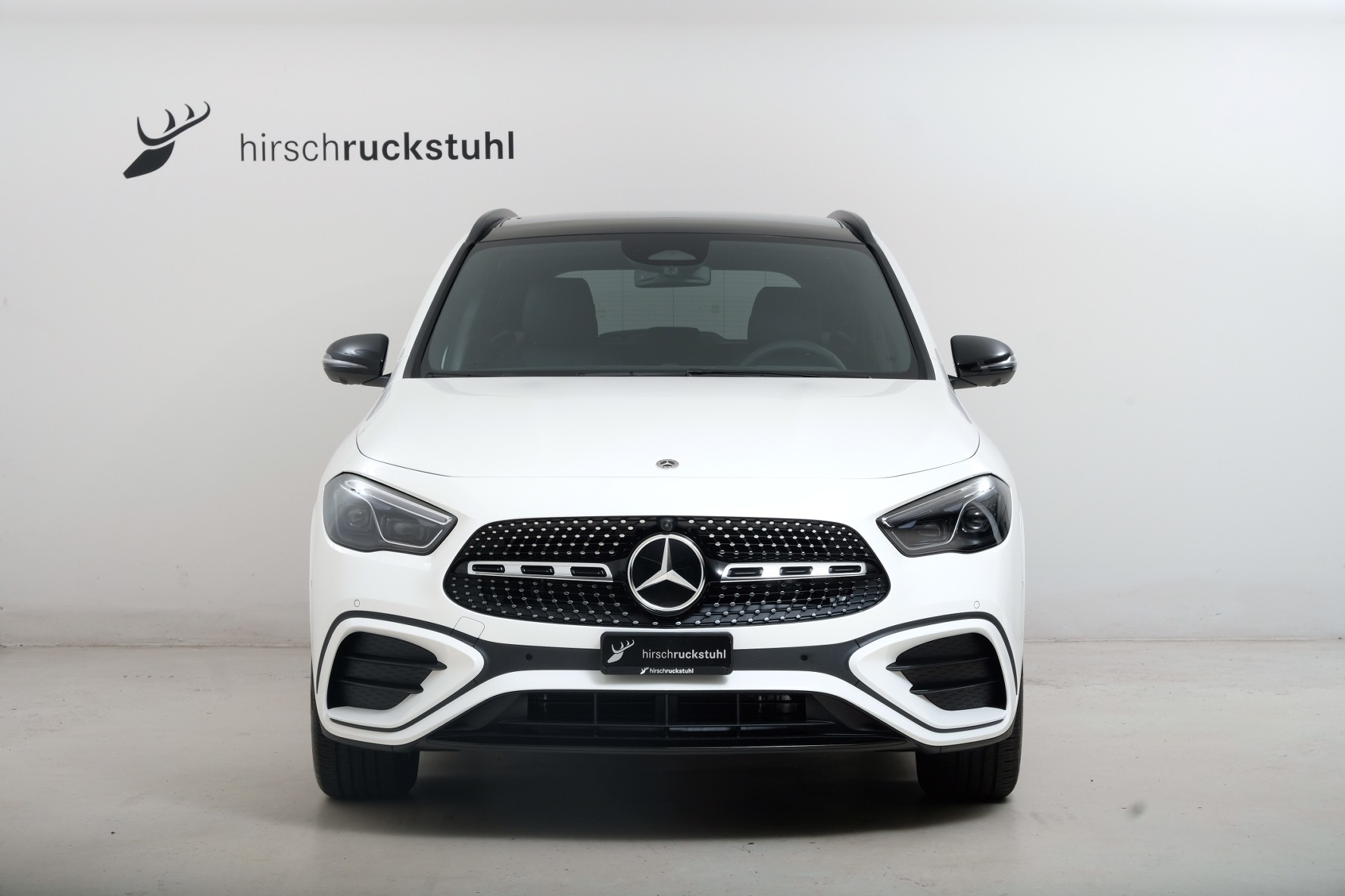 MERCEDES-BENZ GLA 250 AMG Line 4matic Swiss Star h247-showroom-element-2