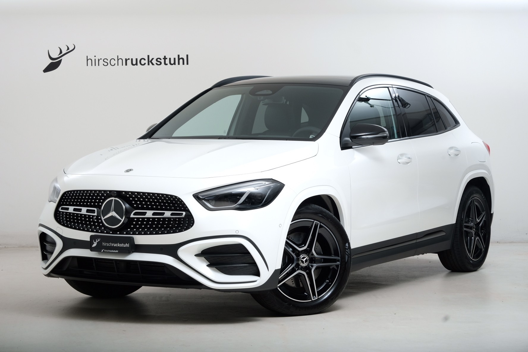 MERCEDES-BENZ GLA 250 AMG Line 4matic Swiss Star h247-showroom-element-1