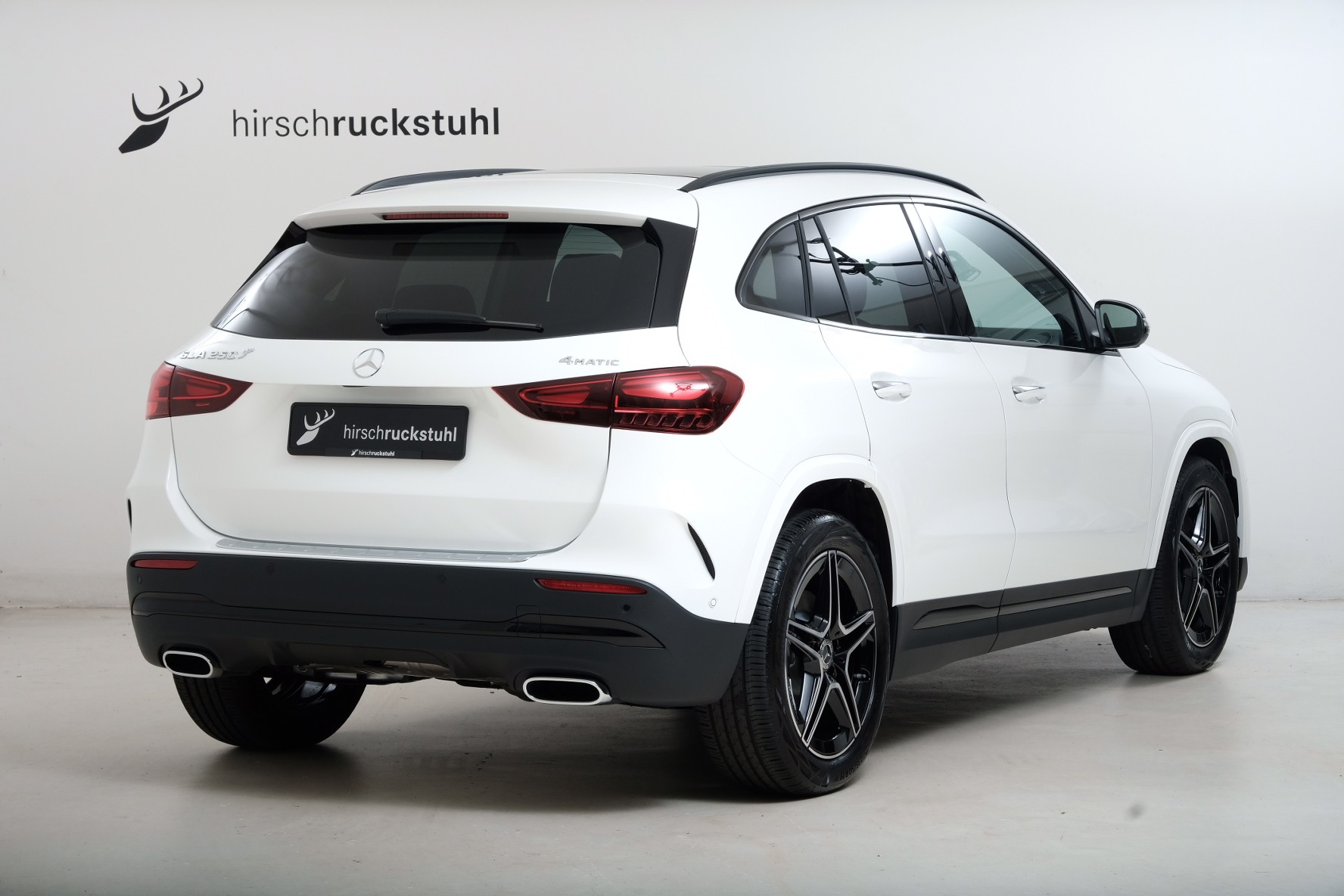 MERCEDES-BENZ GLA 250 AMG Line 4matic Swiss Star h247-image-4