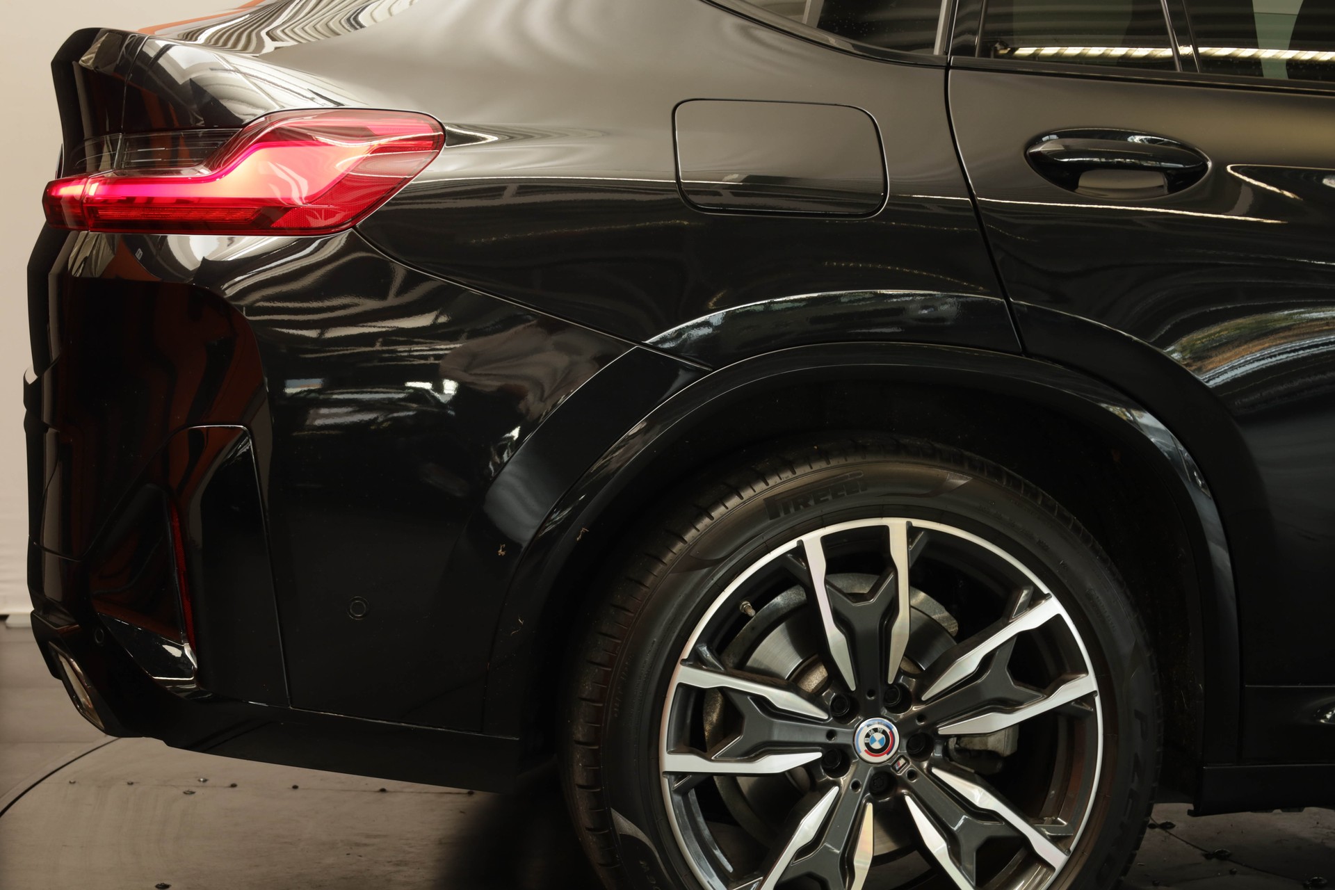 BMW X4 xDrive 48V 20d M Sport Steptronic • Attelage • Régulateur actif • Live Cockpit Professional-image-12