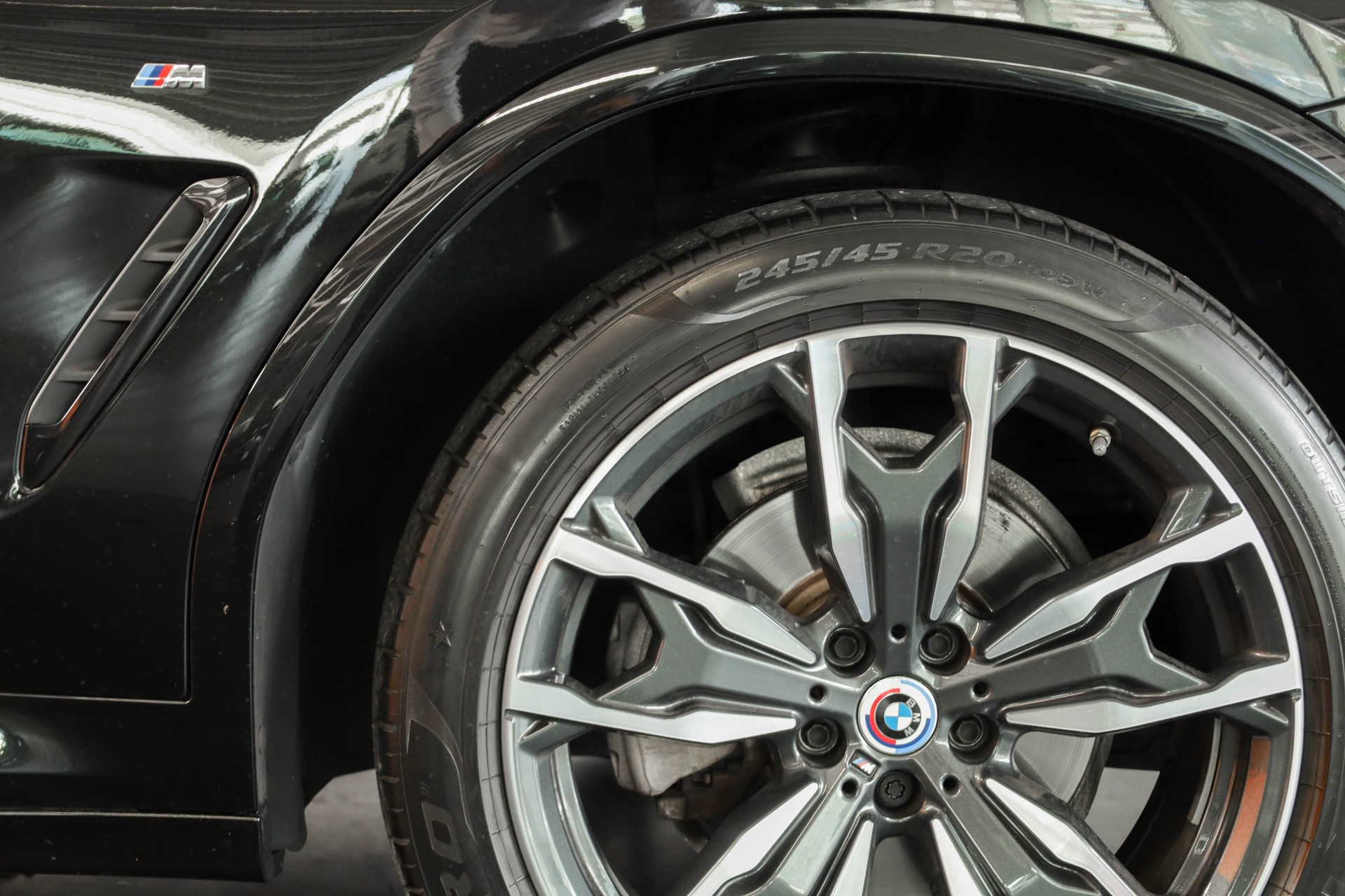 BMW X4 xDrive 48V 20d M Sport Steptronic • Attelage • Régulateur actif • Live Cockpit Professional-image-16