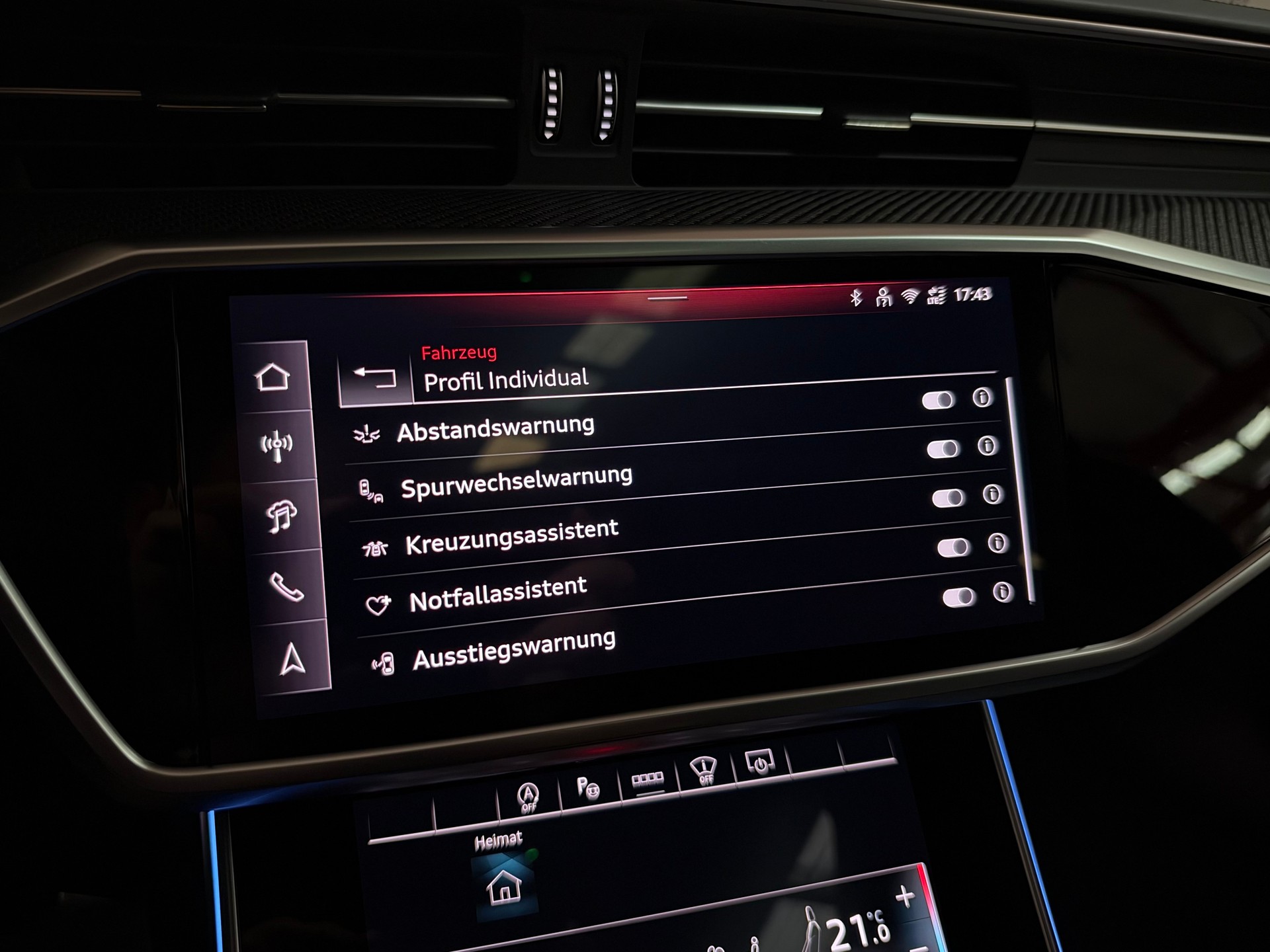 AUDI RS6 Avant 4.0 TFSI V8 quattro-image-34