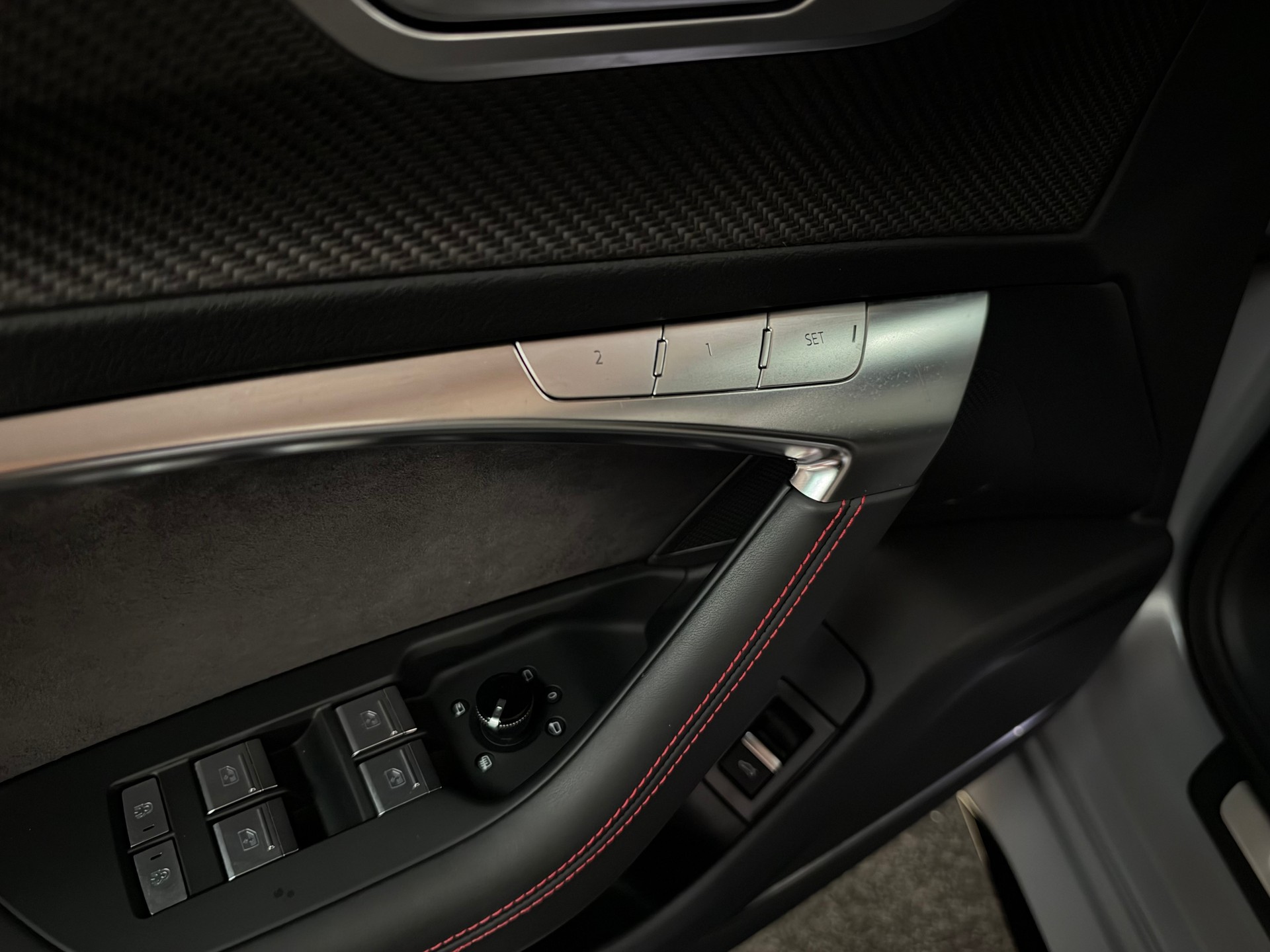 AUDI RS6 Avant 4.0 TFSI V8 quattro-image-20