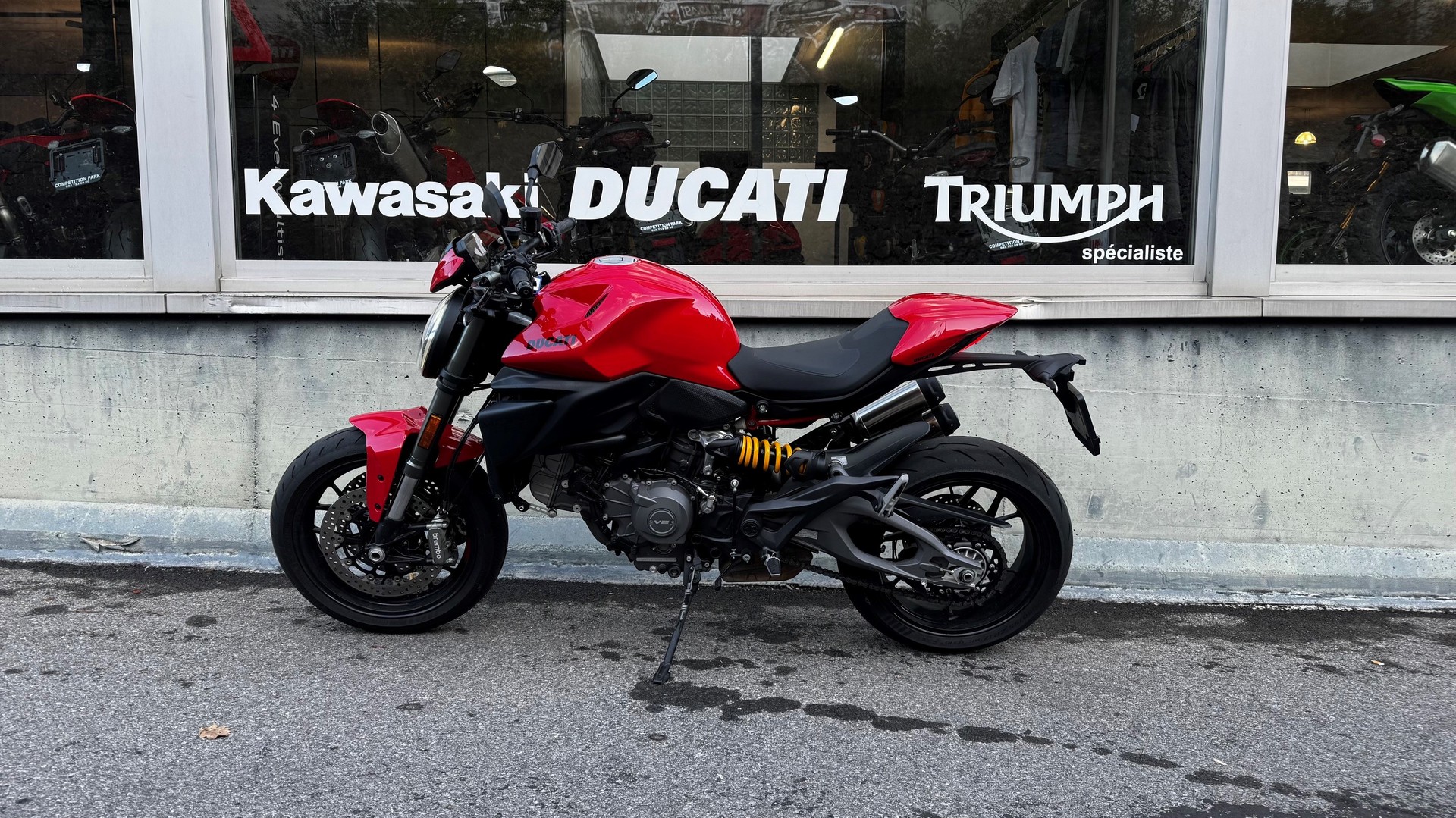 DUCATI MONSTER +-image-1