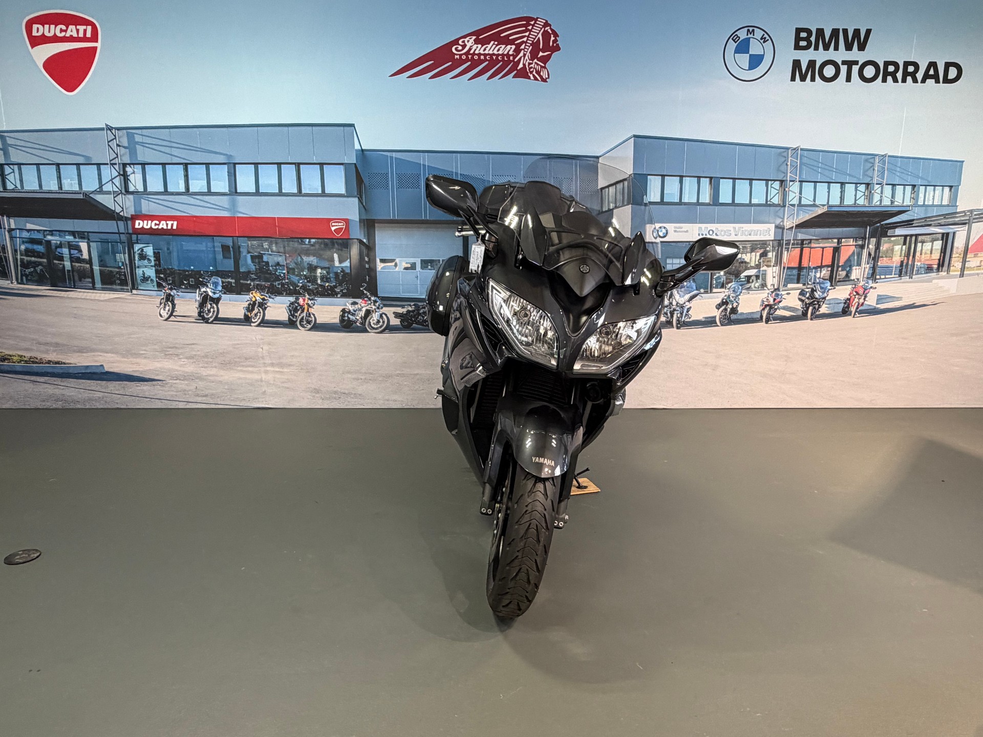 YAMAHA FJR 1300 AE ABS-image-1