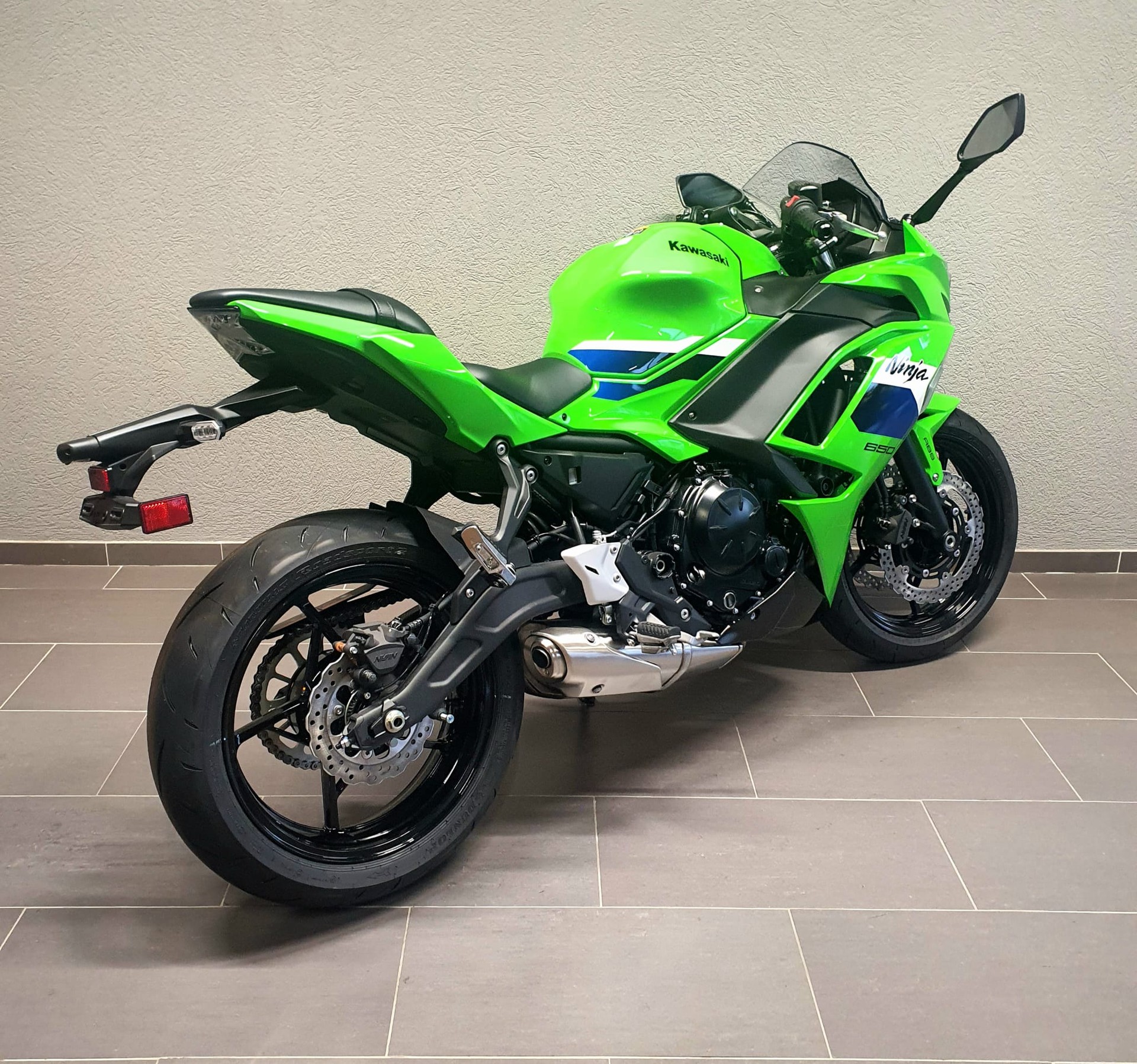 KAWASAKI Ninja 650-image-2