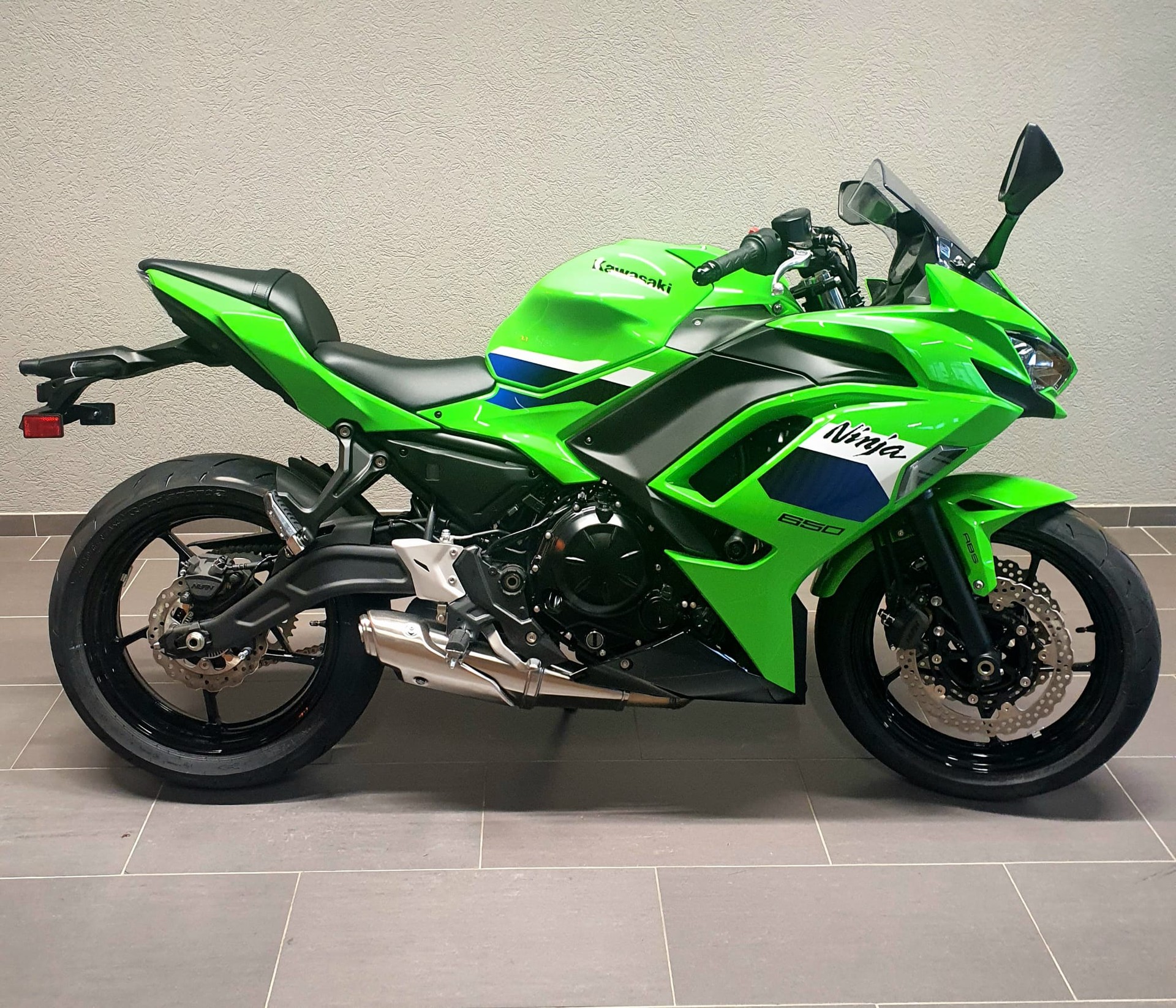 KAWASAKI Ninja 650-image-1