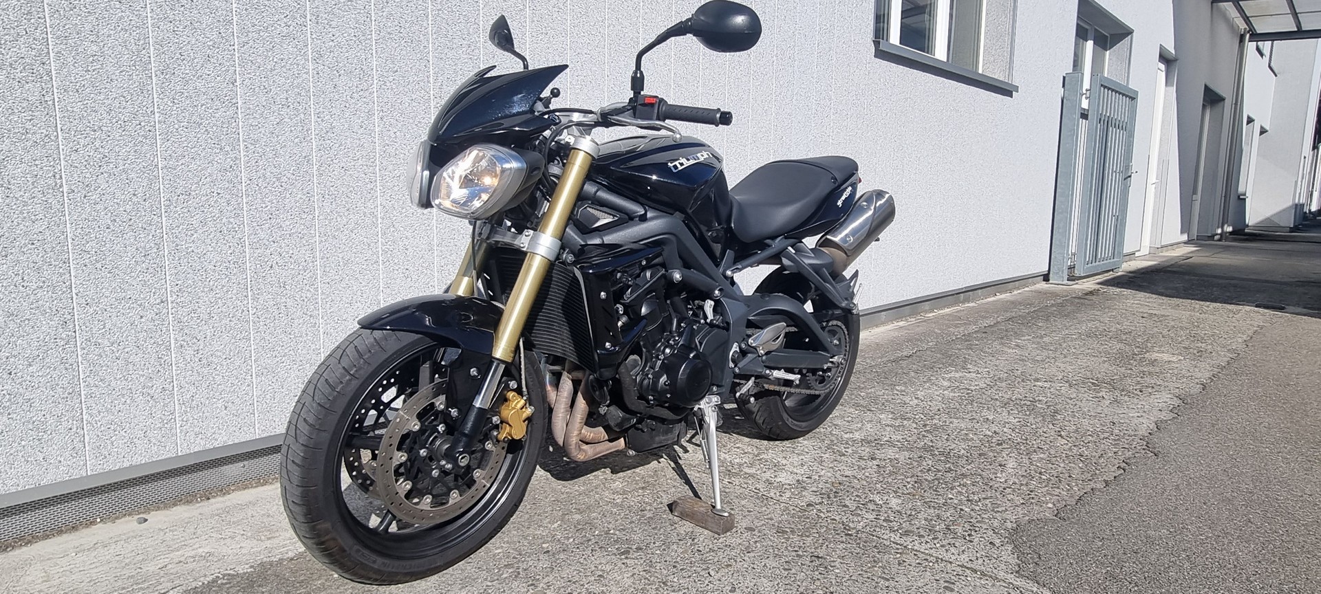 TRIUMPH Street Triple 675-image-0