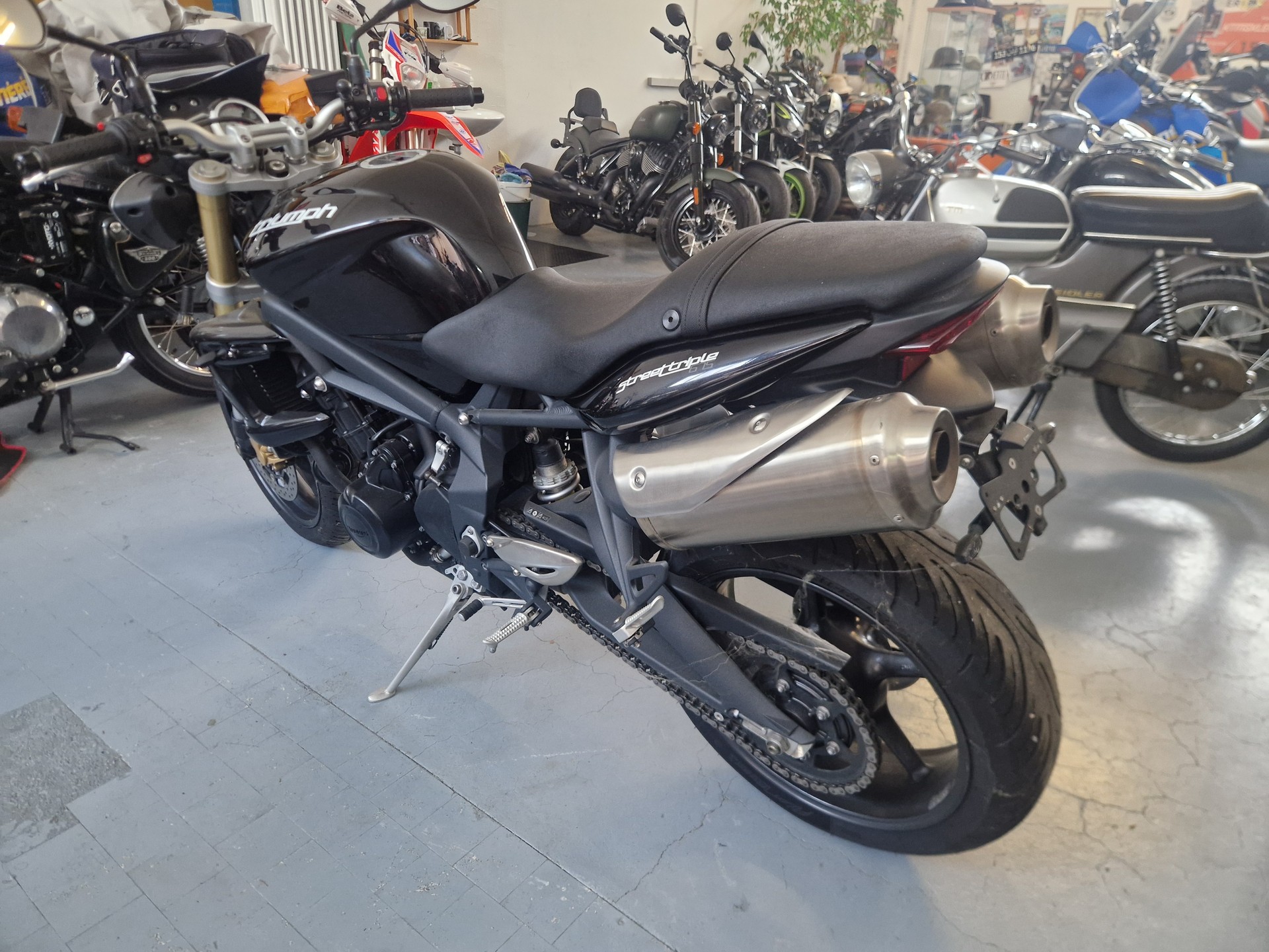 TRIUMPH Street Triple 675-image-5