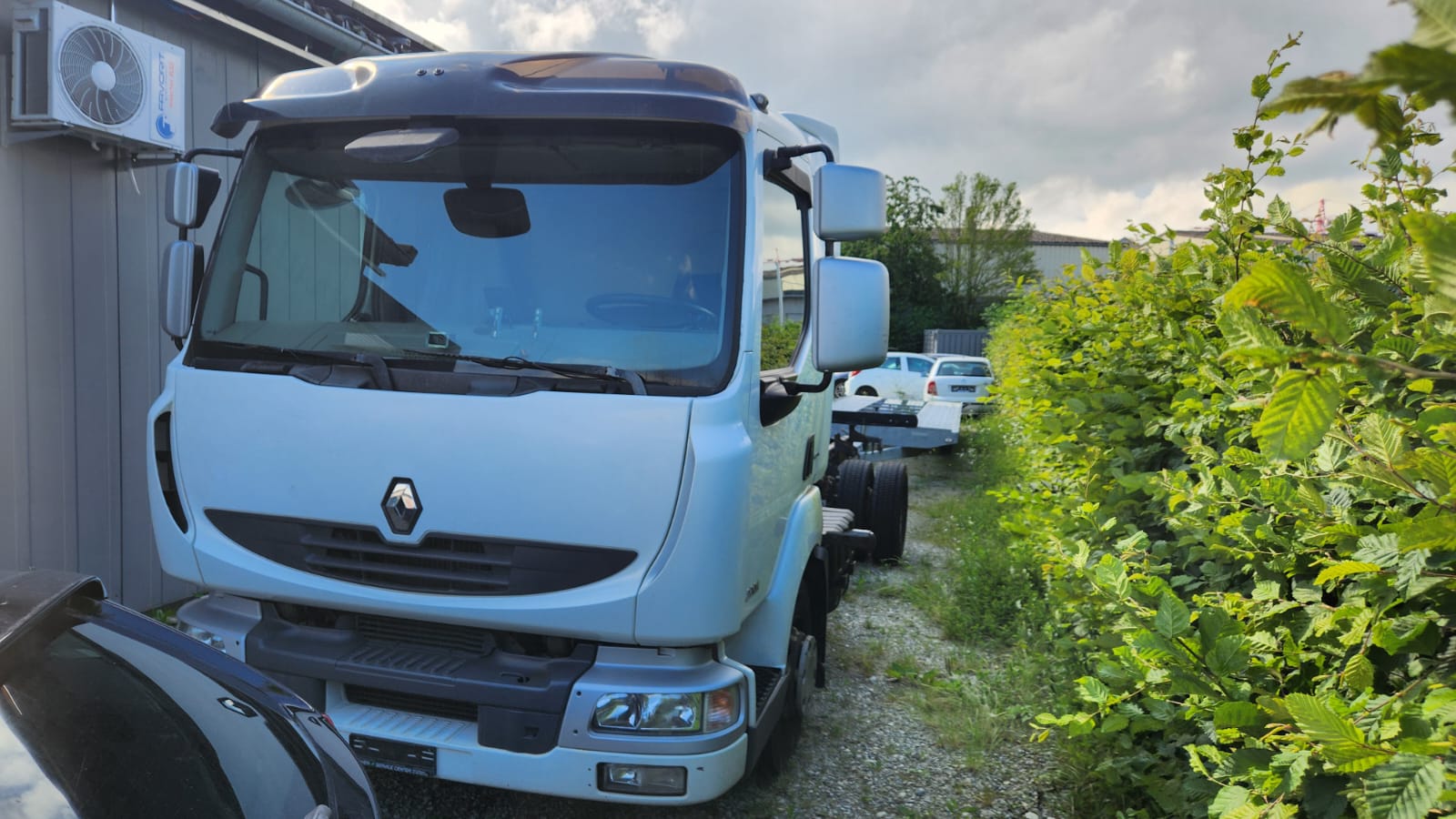 RENAULT Midlum 220-7.5EL-showroom-element-1