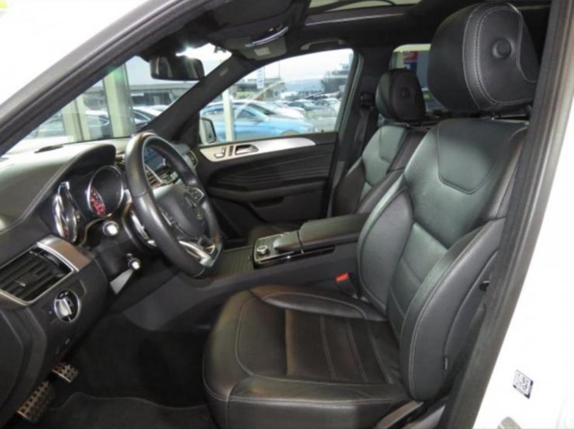 MERCEDES-BENZ GLE 450 AMG 4Matic 9G-Tronic-image-7