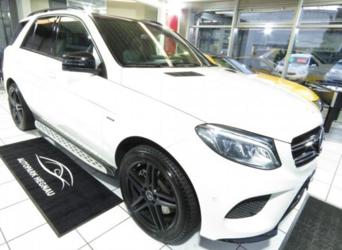 MERCEDES-BENZ GLE 450 AMG 4Matic 9G-Tronic-image-2