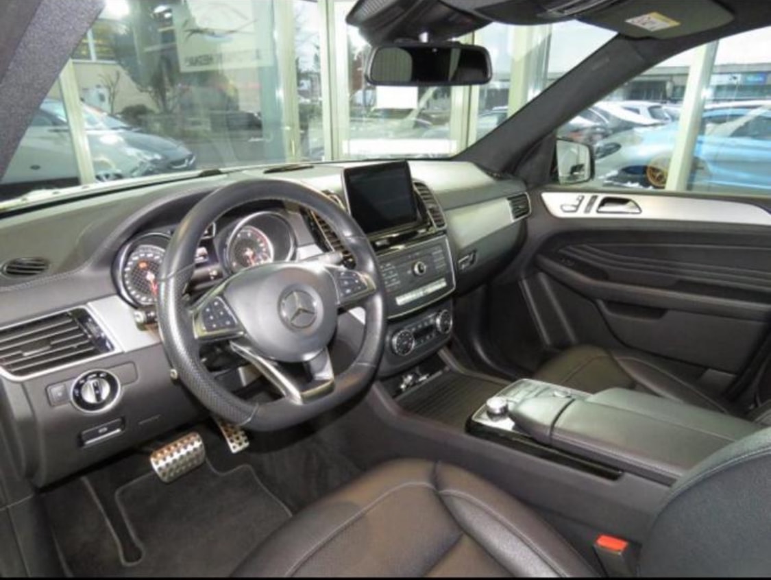 MERCEDES-BENZ GLE 450 AMG 4Matic 9G-Tronic-image-6