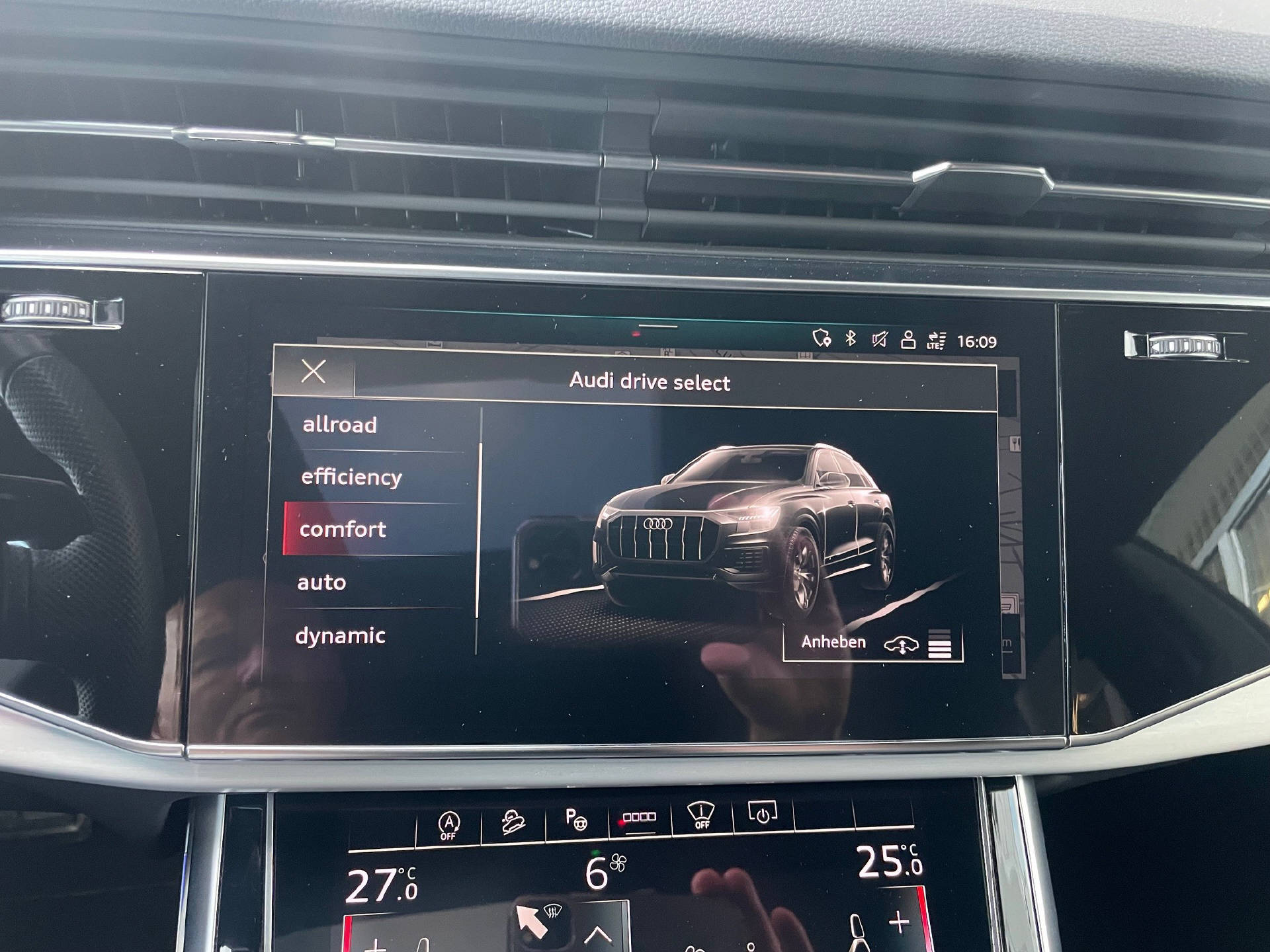 AUDI Q8 3.0 55 TFSI quattro T-Tronic-image-27