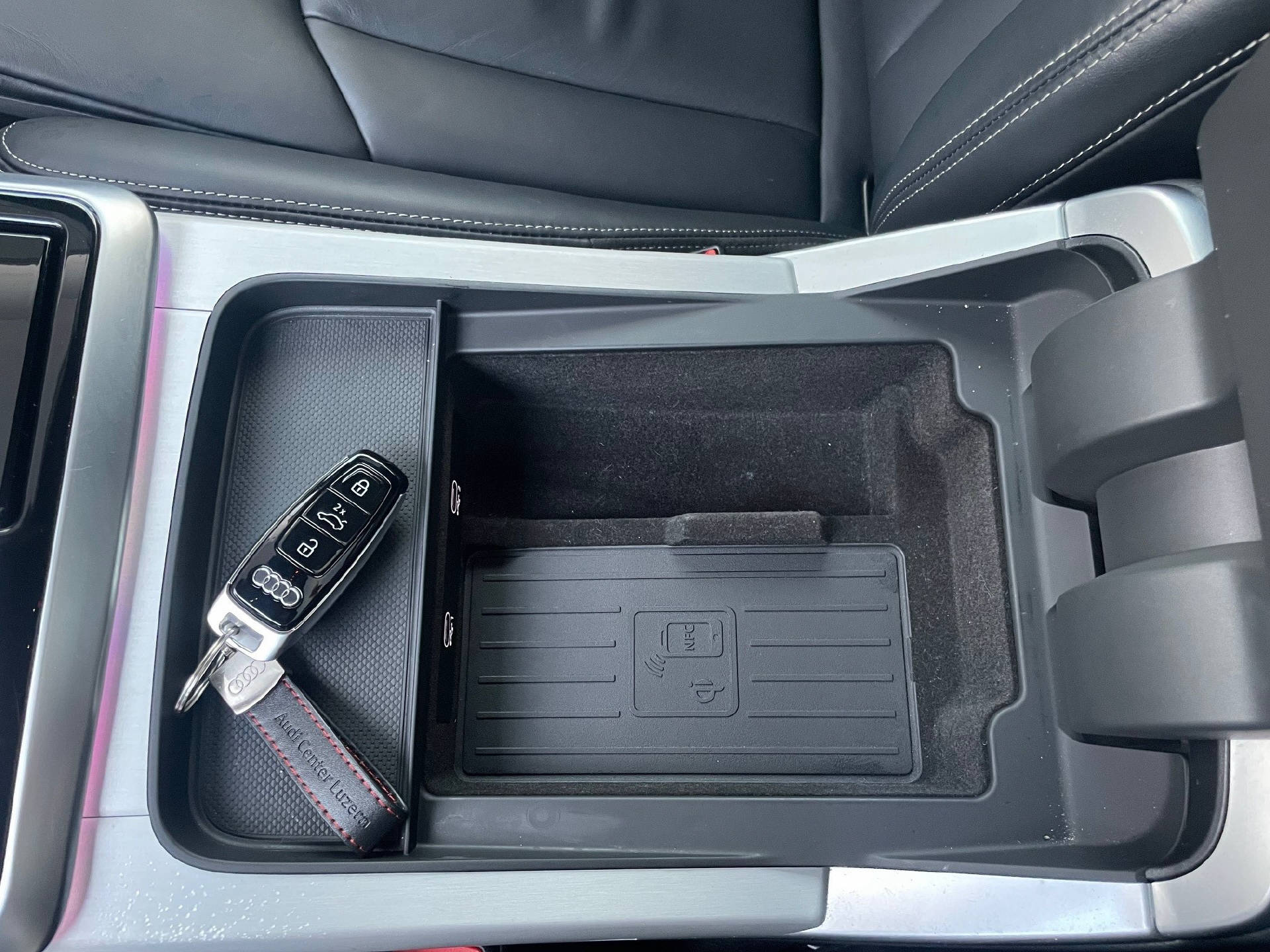 AUDI Q8 3.0 55 TFSI quattro T-Tronic-image-9