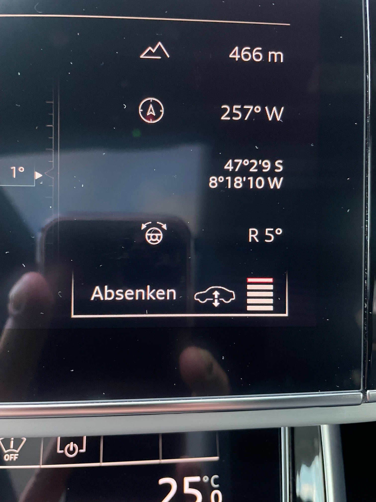 AUDI Q8 3.0 55 TFSI quattro T-Tronic-image-26