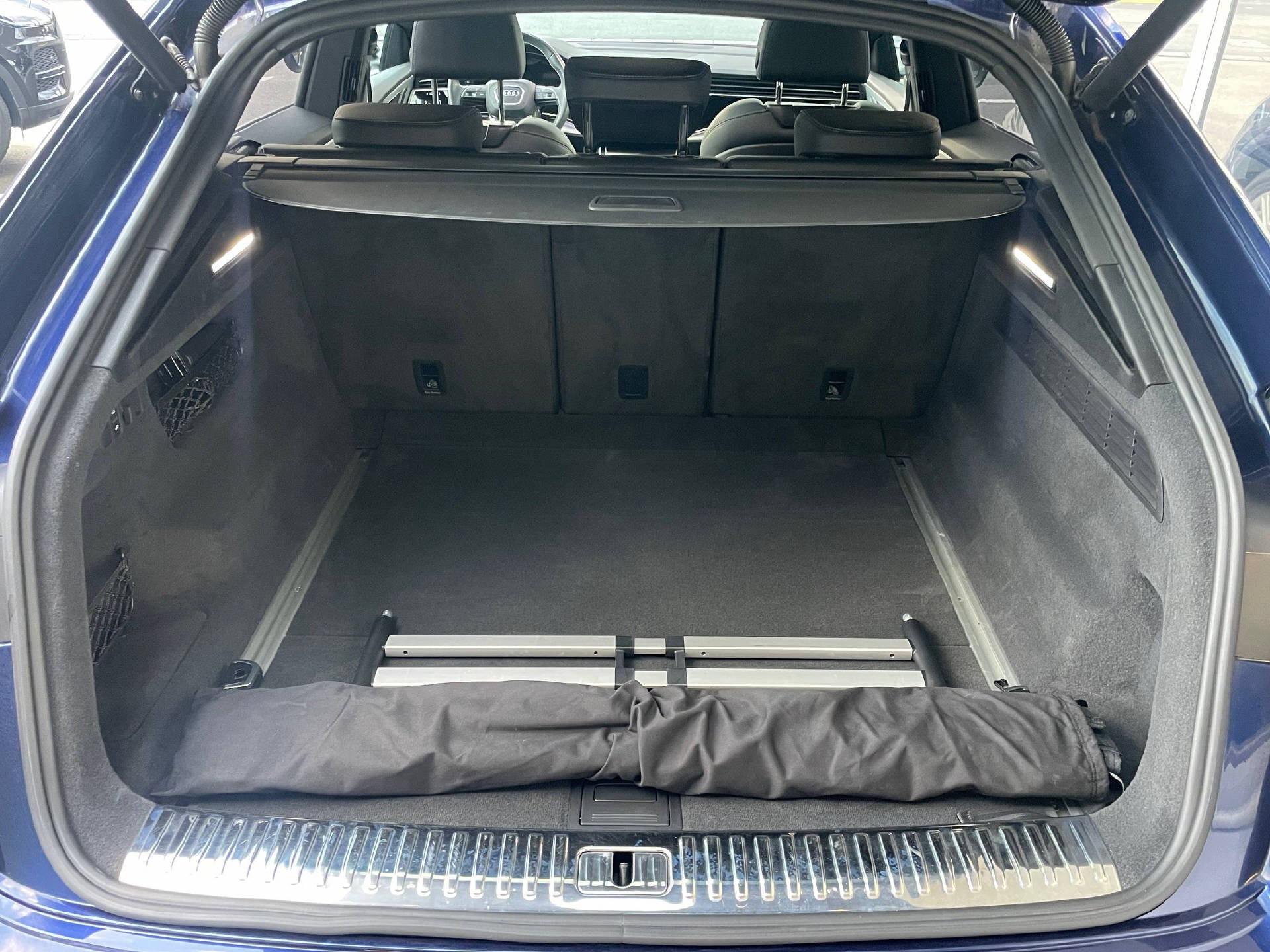 AUDI Q8 3.0 55 TFSI quattro T-Tronic-image-20