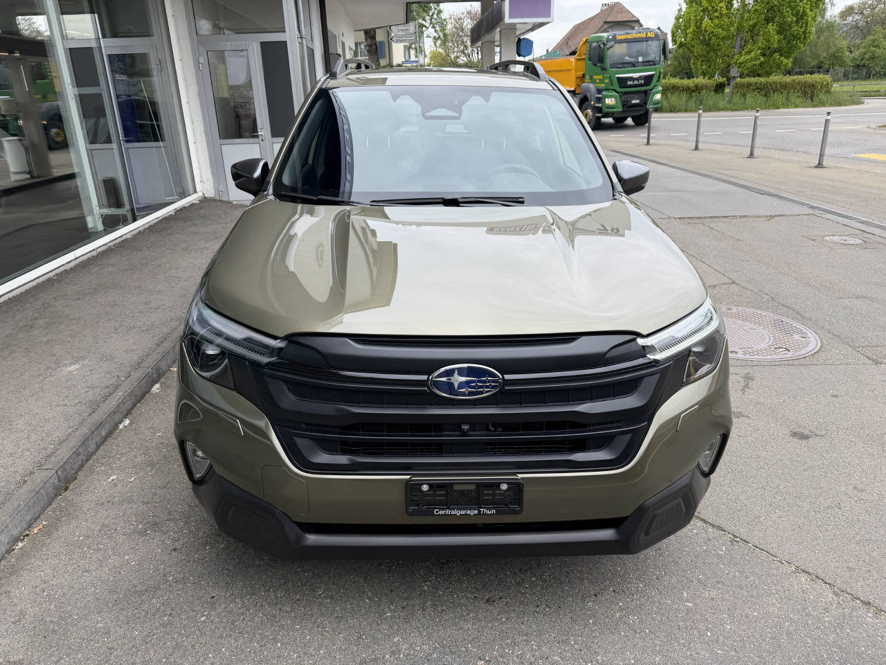 SUBARU Forester Station 2.0i e-Boxer Swiss Plus-image-2