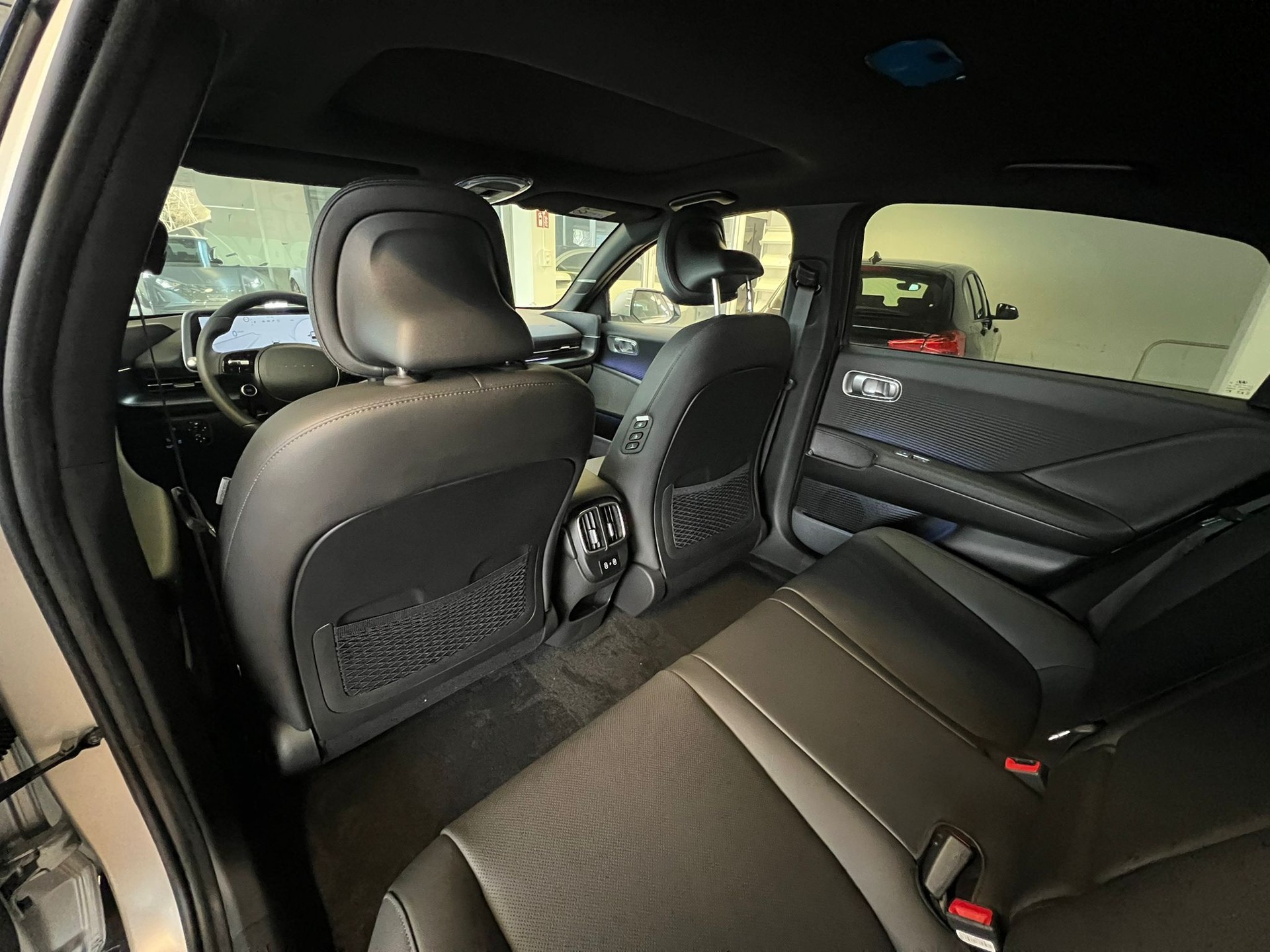 HYUNDAI Ioniq 6 77kWh Launch Edition 4WD-image-10