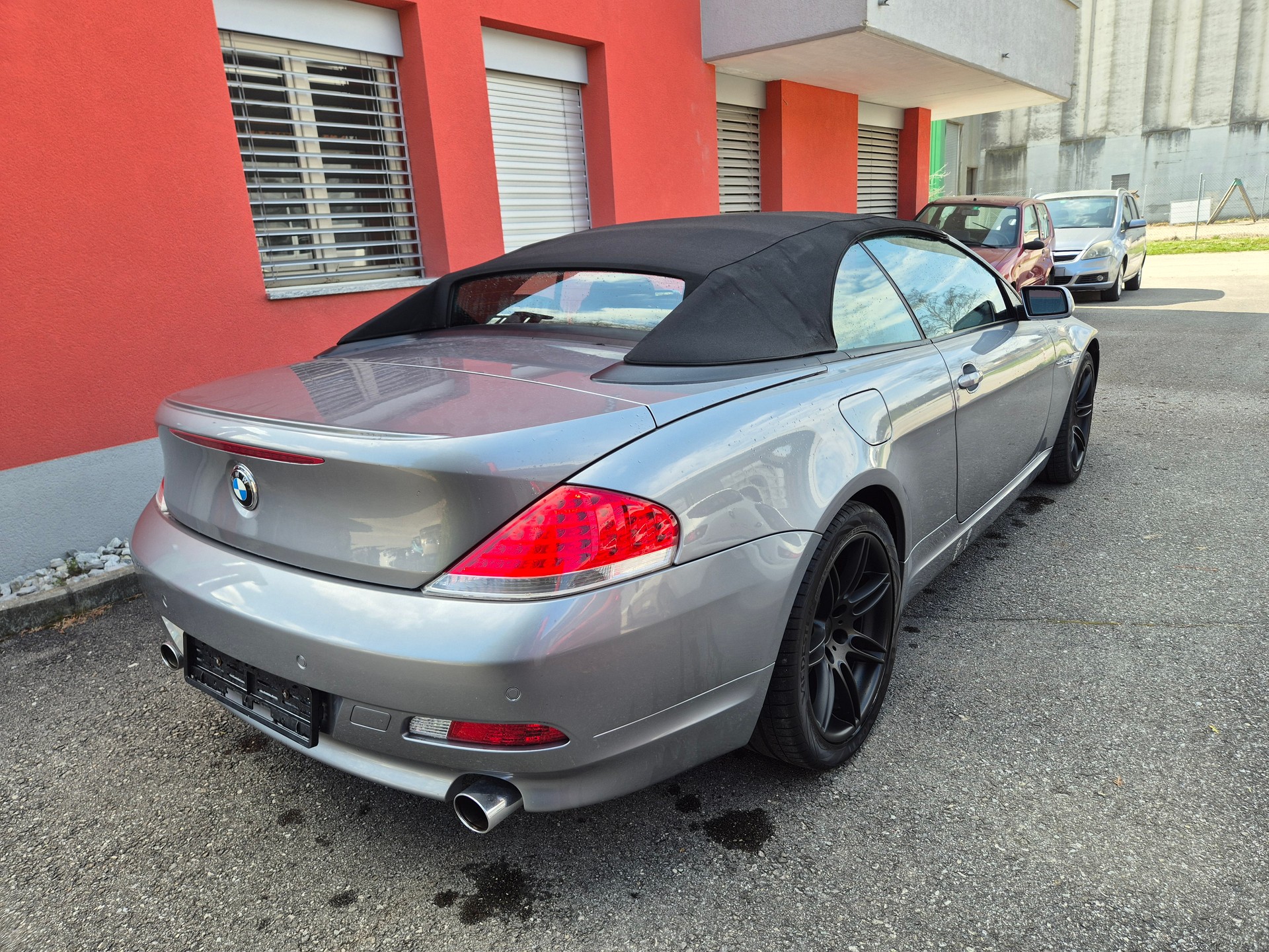 BMW 645i-image-11