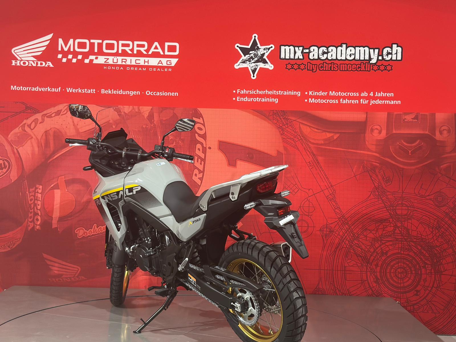 HONDA XL 750 Transalp *35KW* *Neufahrzeug*-image-4
