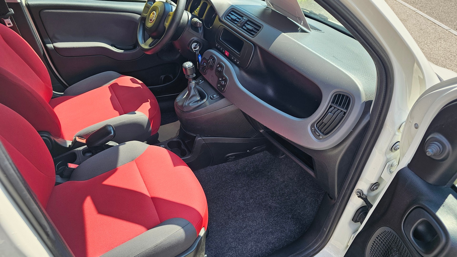FIAT Panda 0.9 Twinair Turbo NP Lounge-image-8