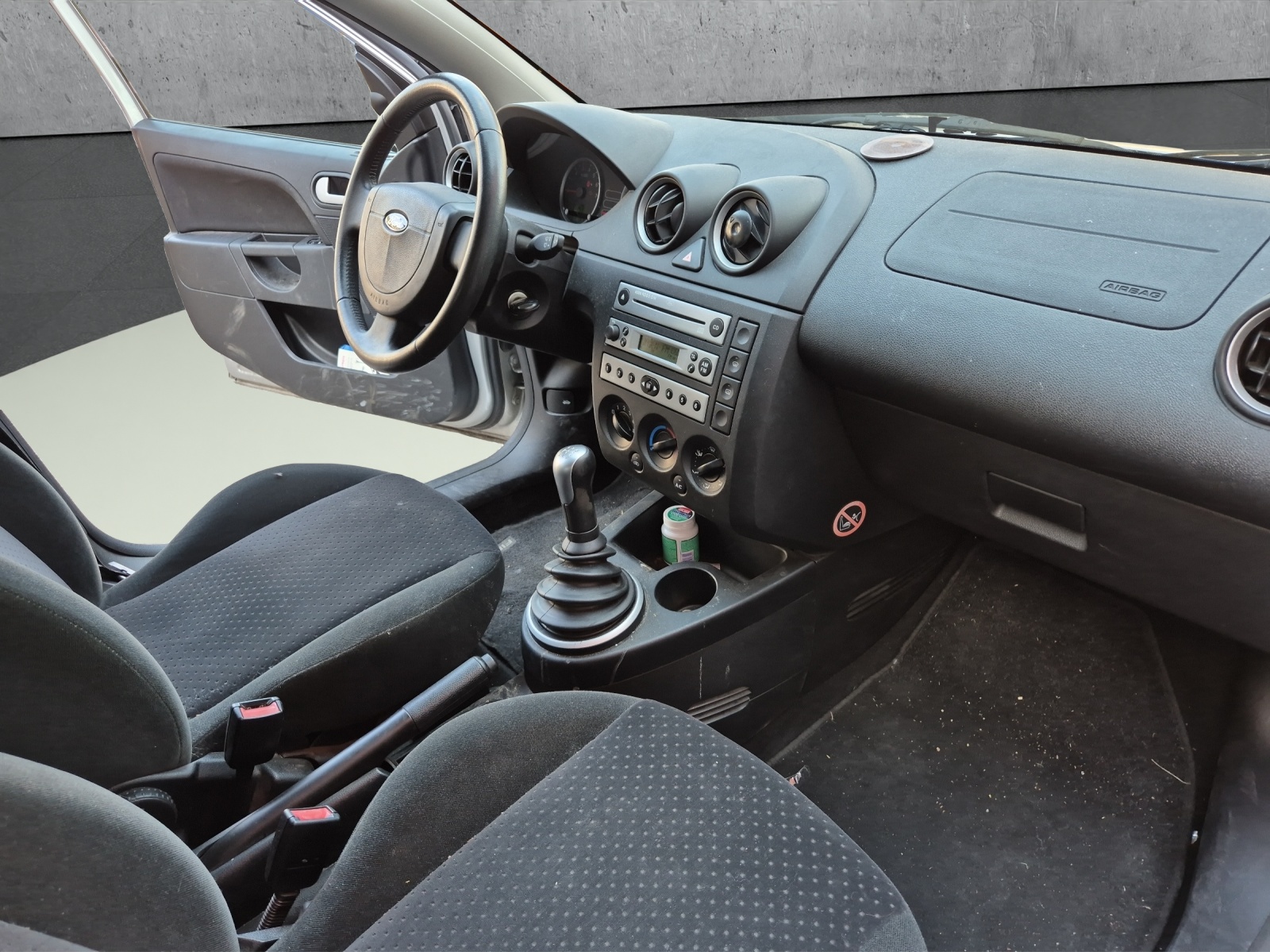 FORD Fiesta 1.6 16V Trend-image-9