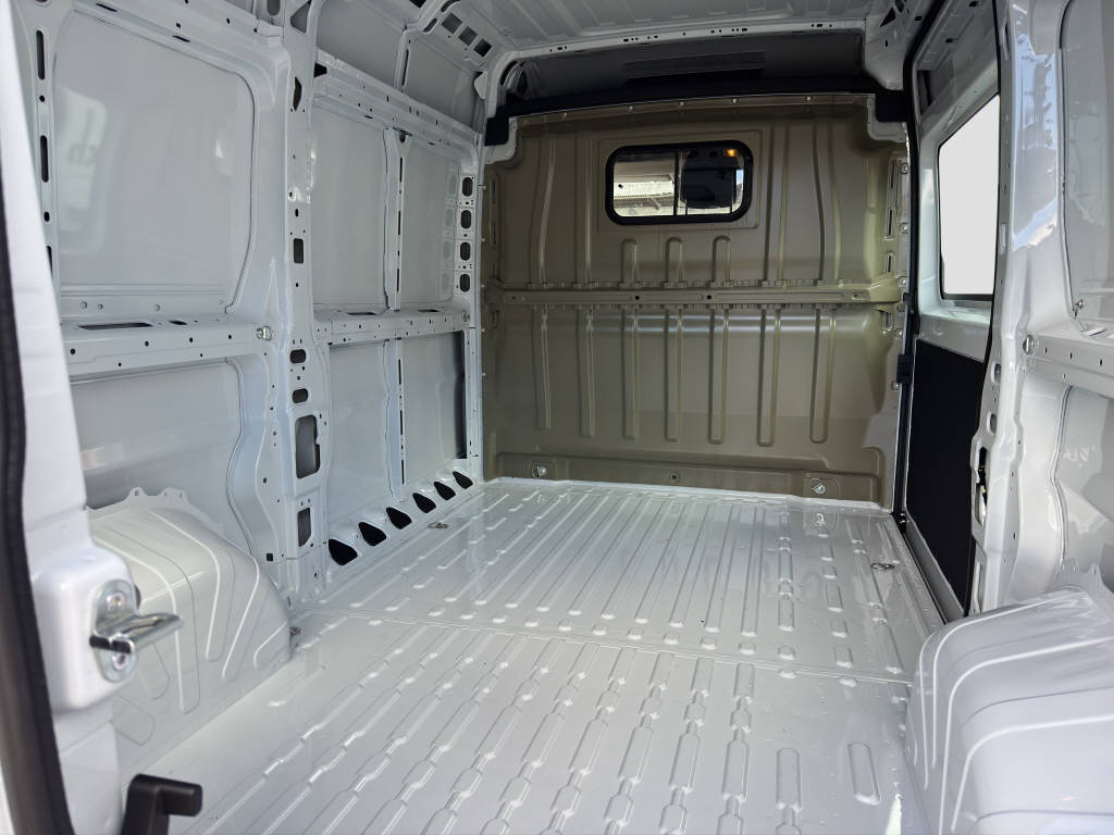 PEUGEOT Boxer Kaw. 335 L2H2 2.2 BHDI 140 PS S&S-image-11