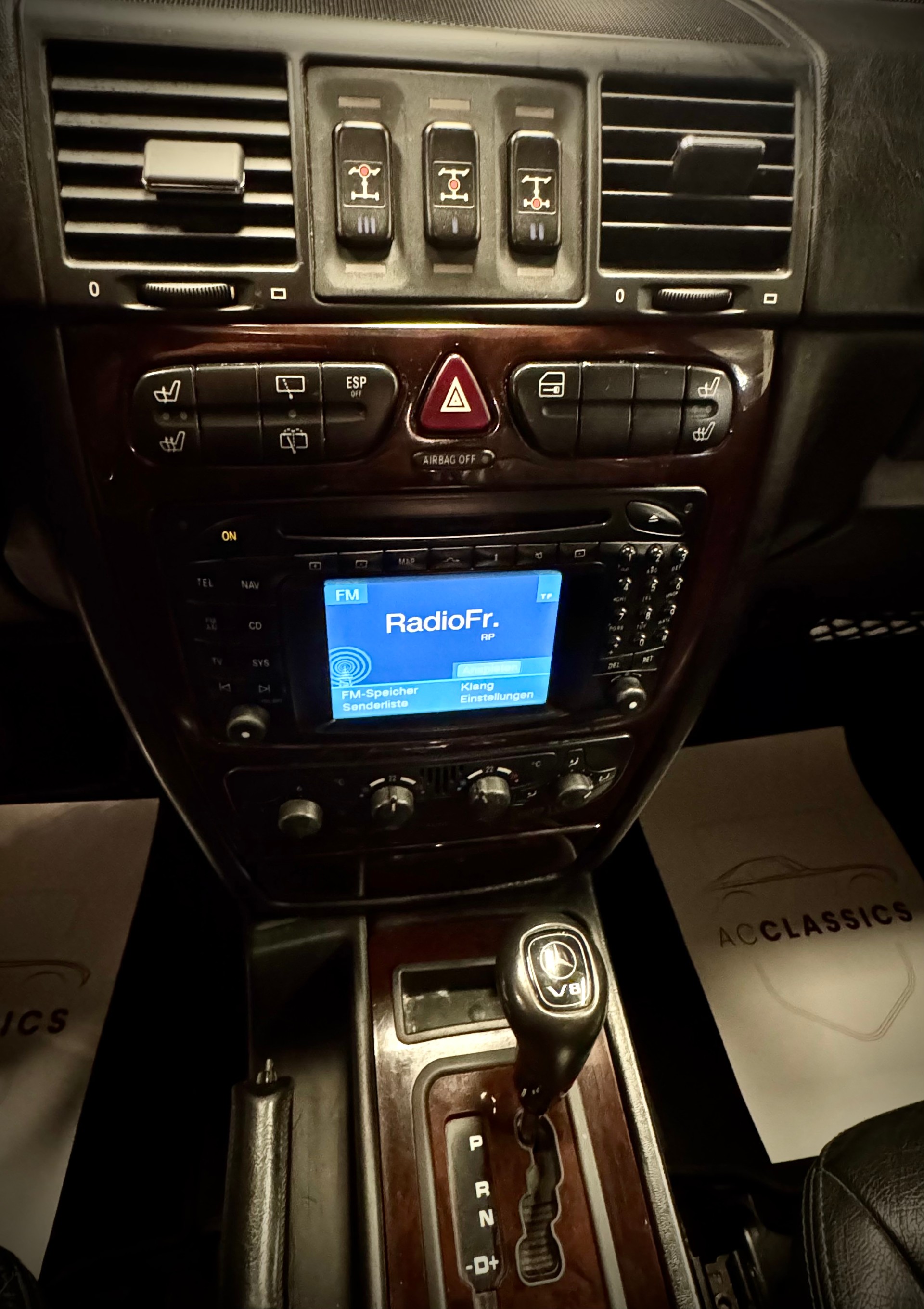 MERCEDES-BENZ Frisch restauriert in Nardo Grau-image-22