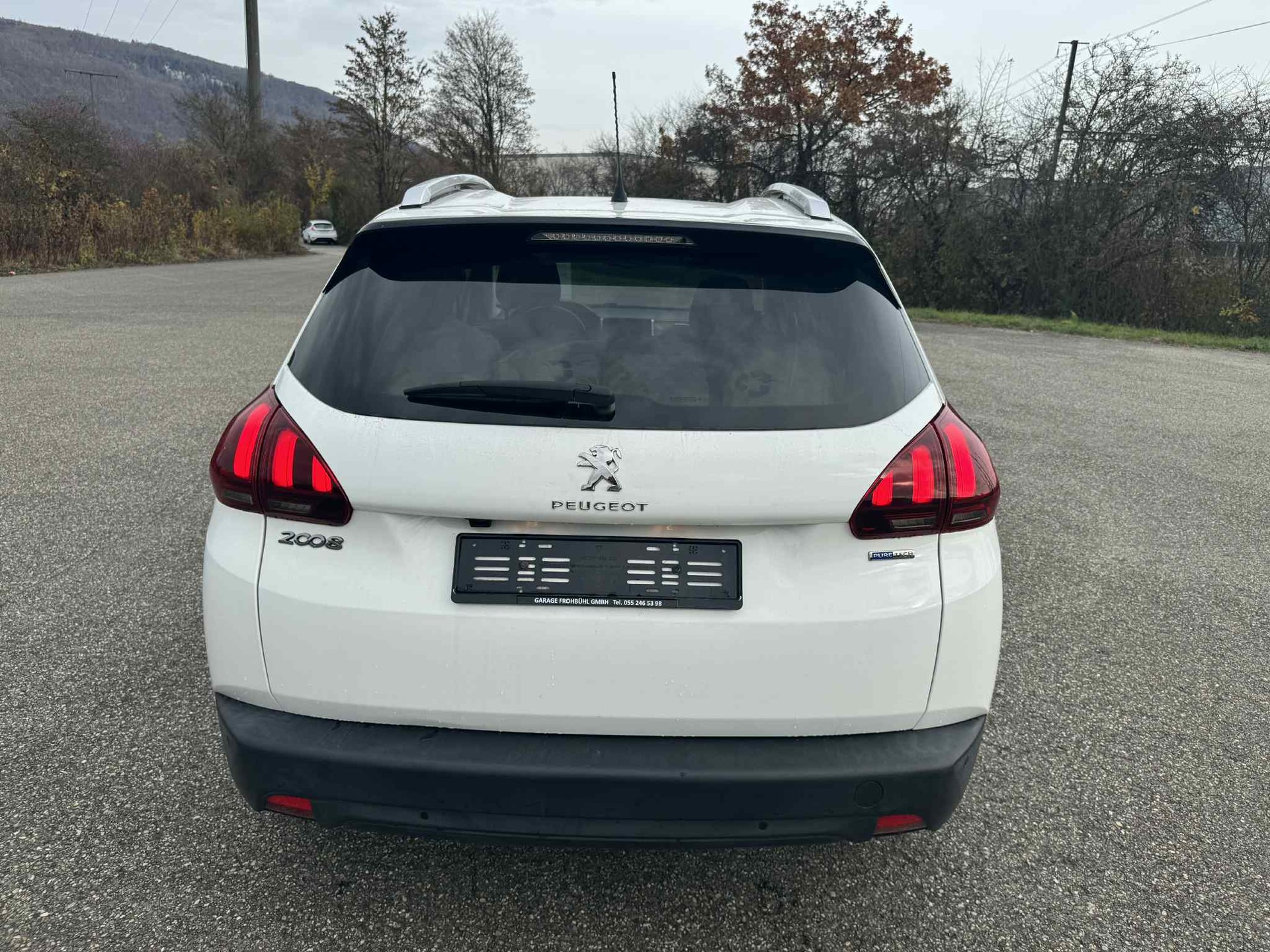 PEUGEOT 2008 1.2 VTI Active ETG5-image-13