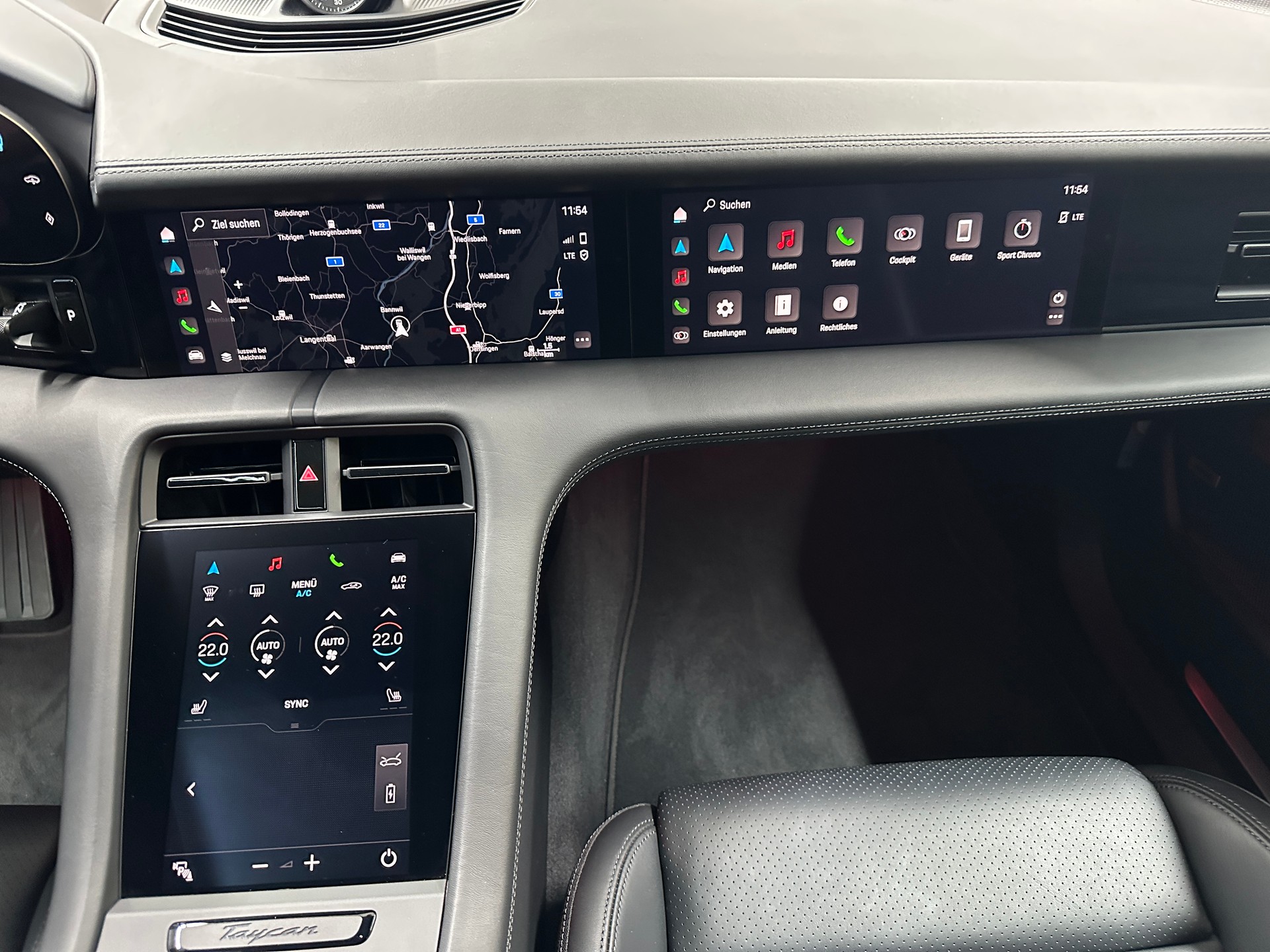 PORSCHE Taycan 4S-image-12
