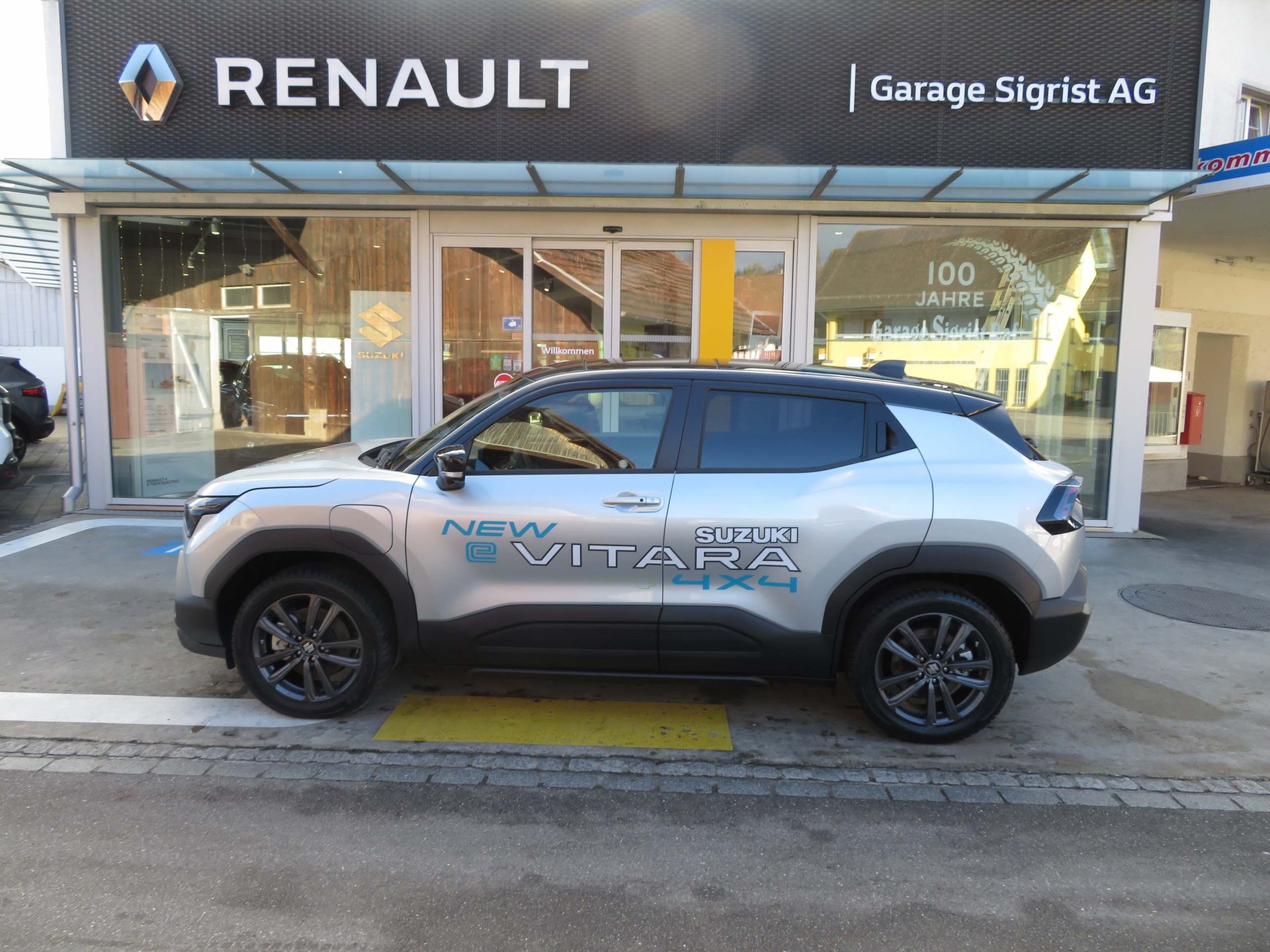 SUZUKI e Vitara Compact Top 4x4