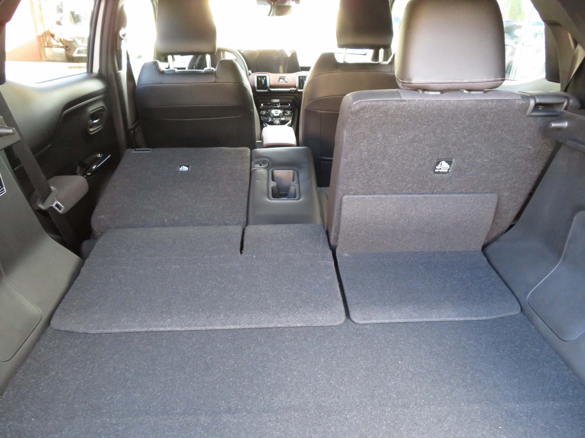 SUZUKI e Vitara Compact Top 4x4-image-13