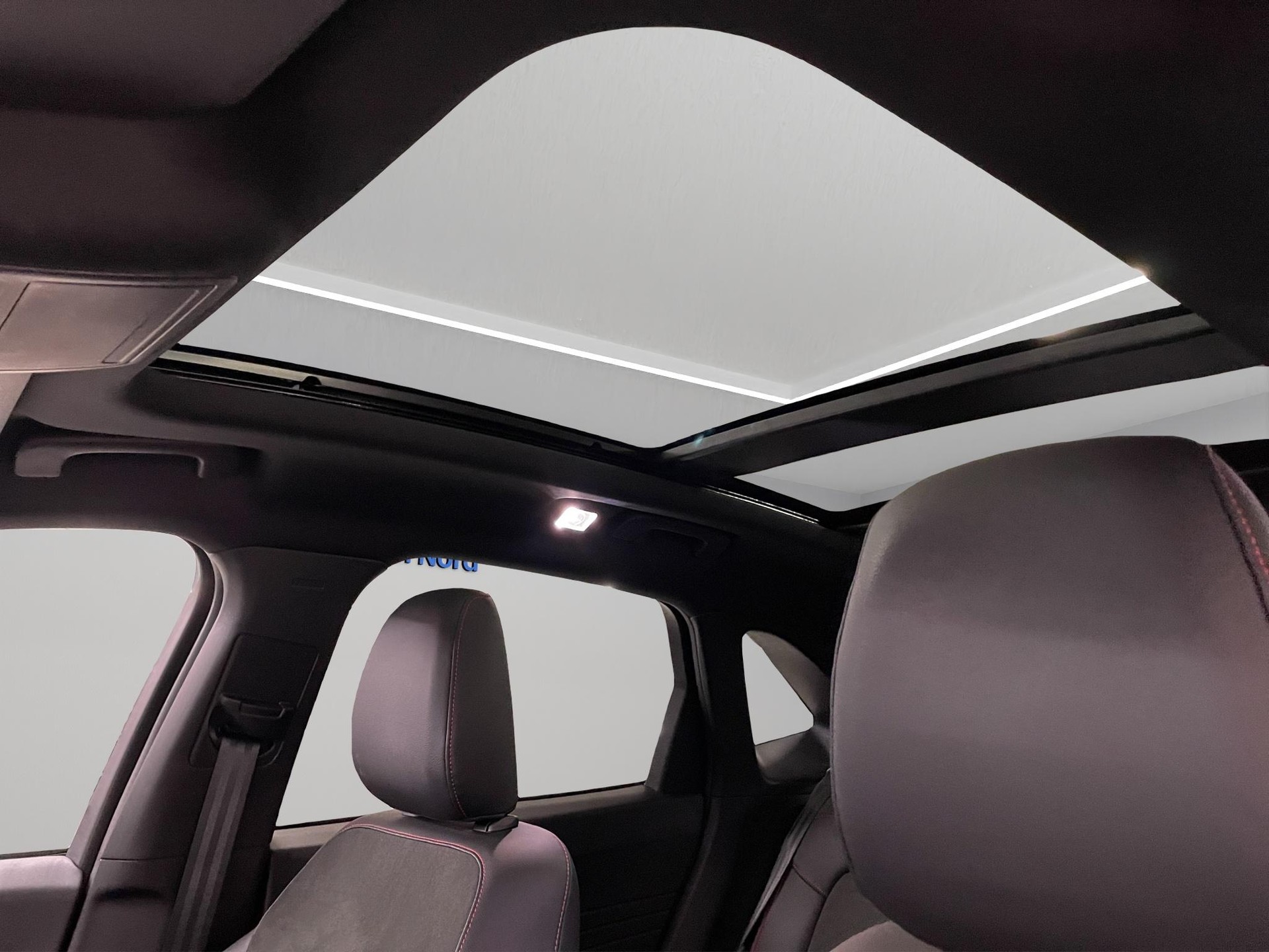 FORD Kuga 2.5 Plug-in Hybrid ST-Line X-image-15