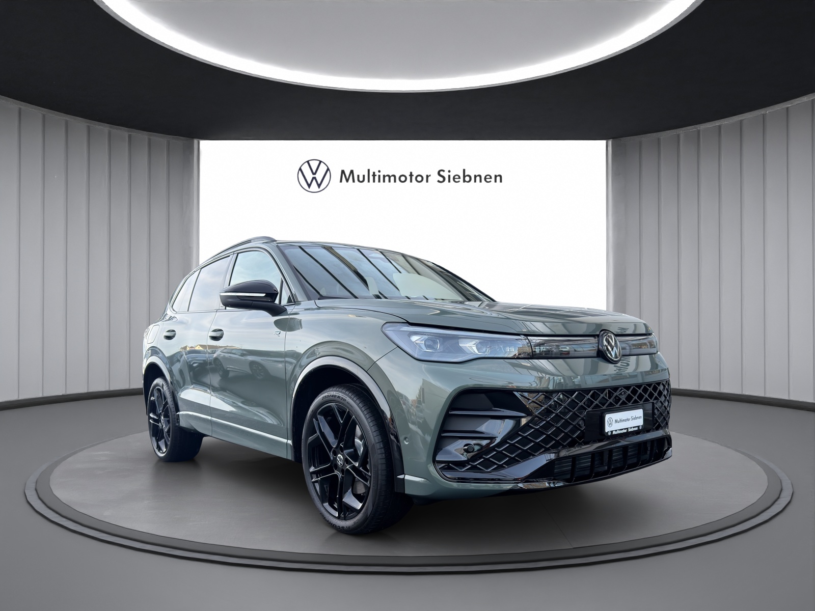 VW Tiguan 2.0 TSI DSG R-Line 4Motion-image-6