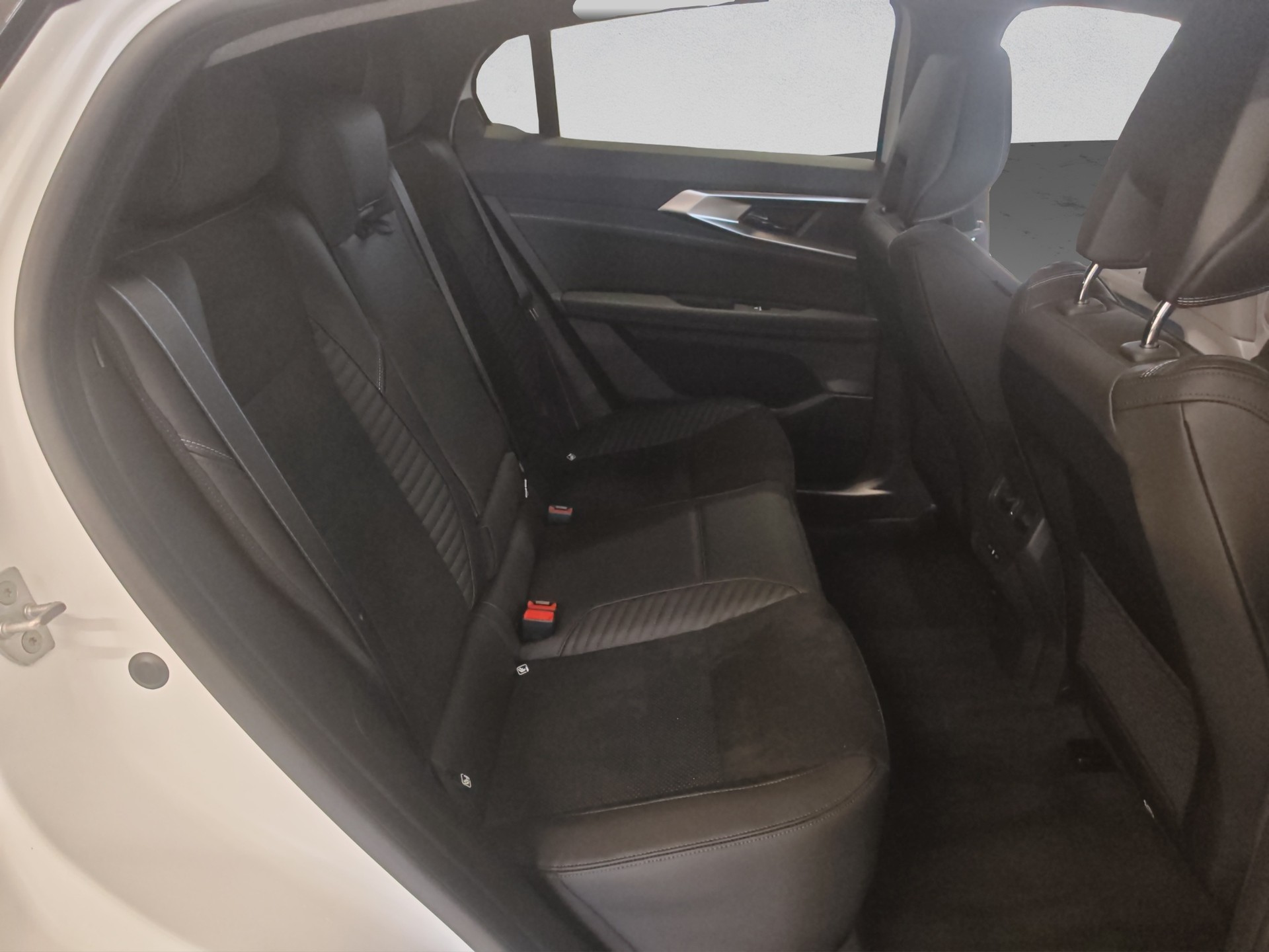 RENAULT Rafale 1.2 E-Tech Hybrid 200 Esprit Alpine-image-23
