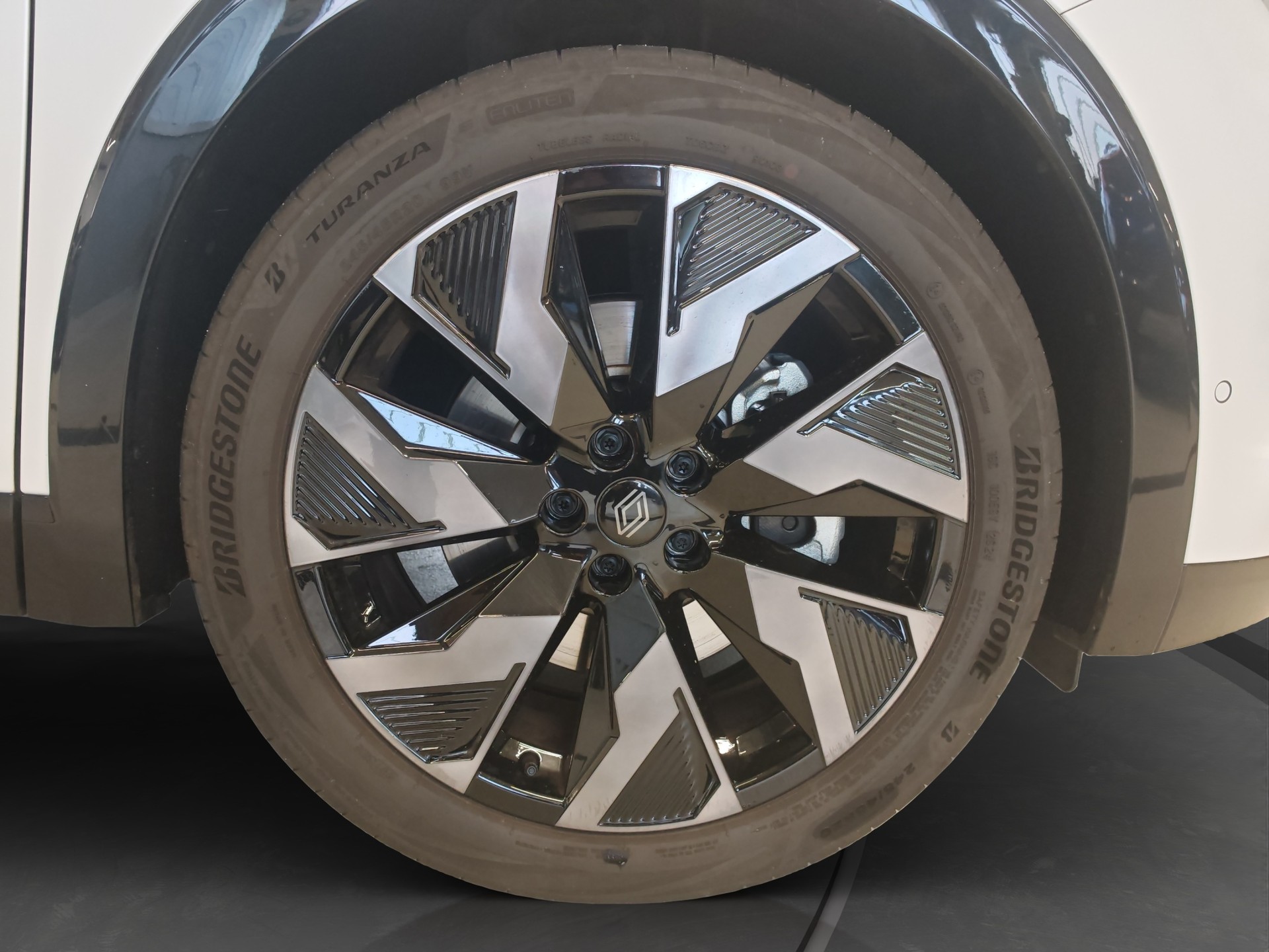 RENAULT Rafale 1.2 E-Tech Hybrid 200 Esprit Alpine-image-15