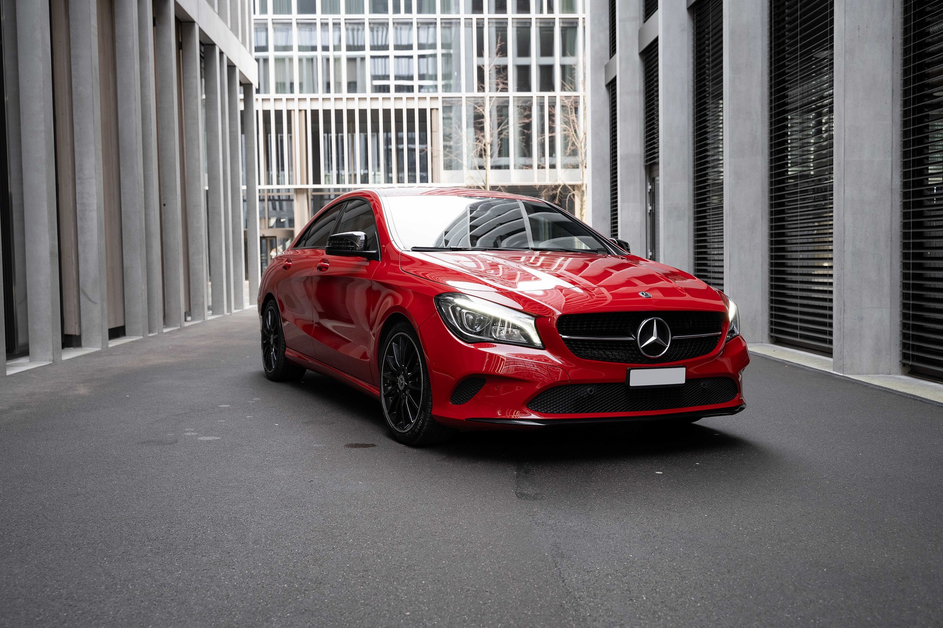 MERCEDES-BENZ CLA 200 d Night Star 7G-DCT-image-7