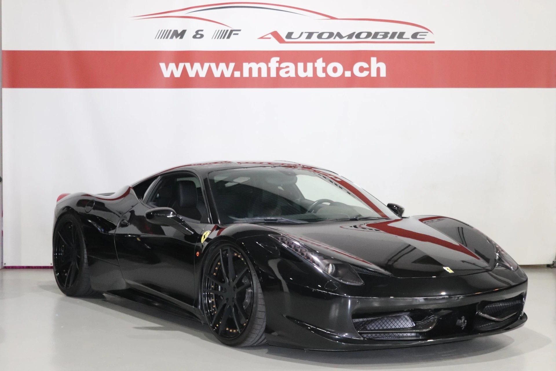 FERRARI 458 4.5 Italia-showroom-element-3