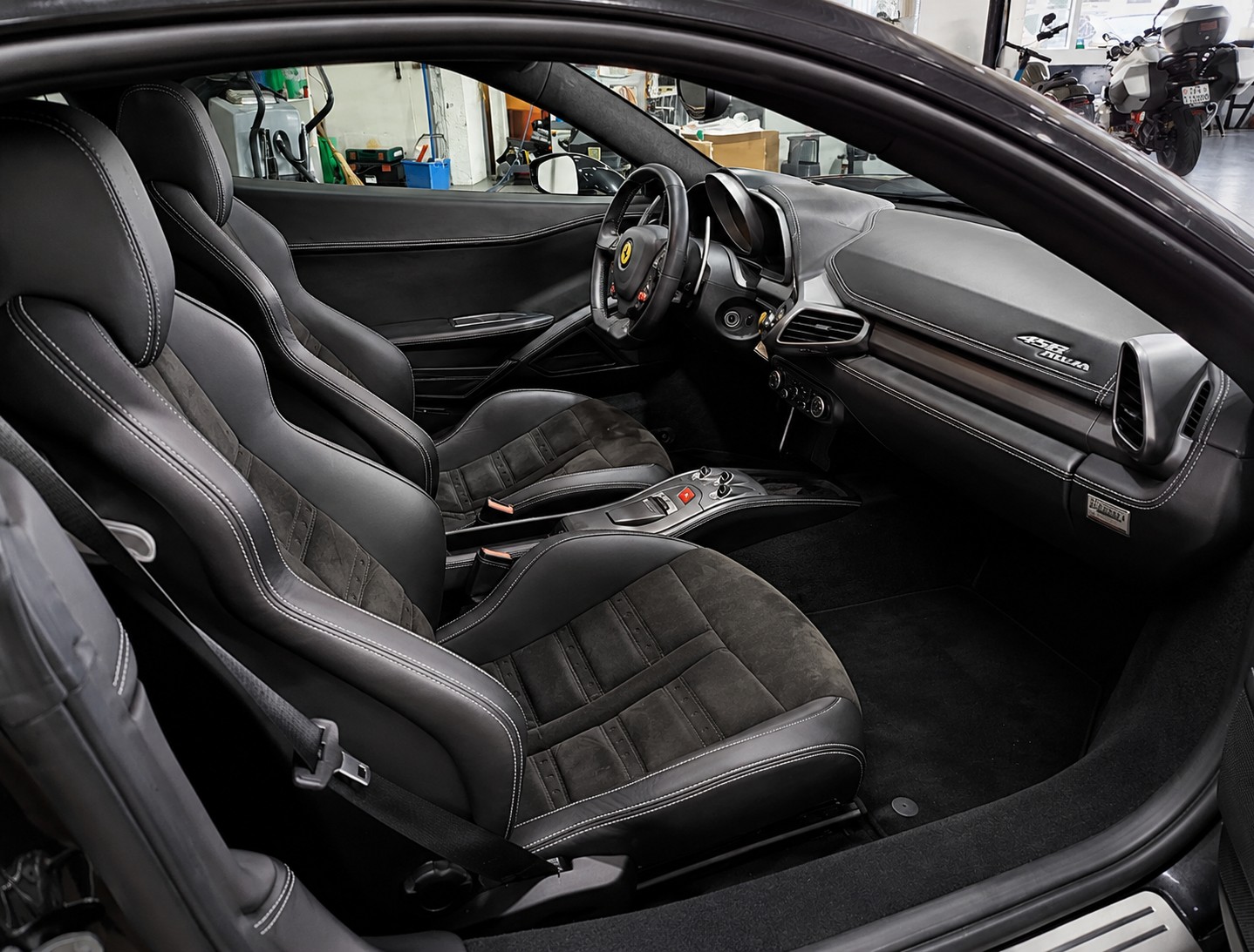FERRARI 458 4.5 Italia-image-8
