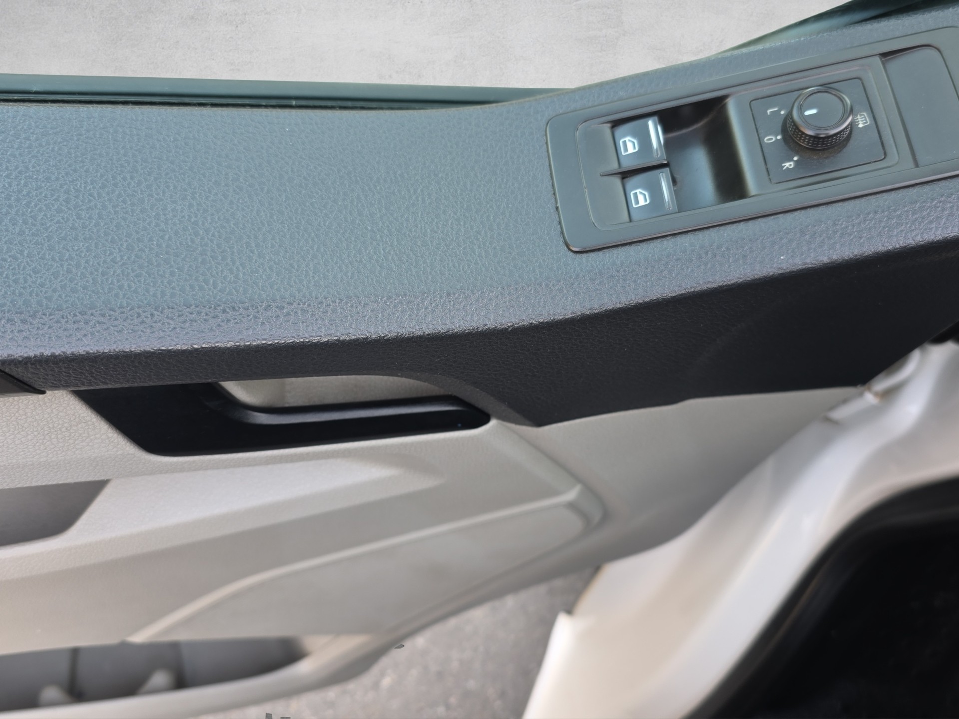 VW T6 2.0 TDI 4Motion-image-9