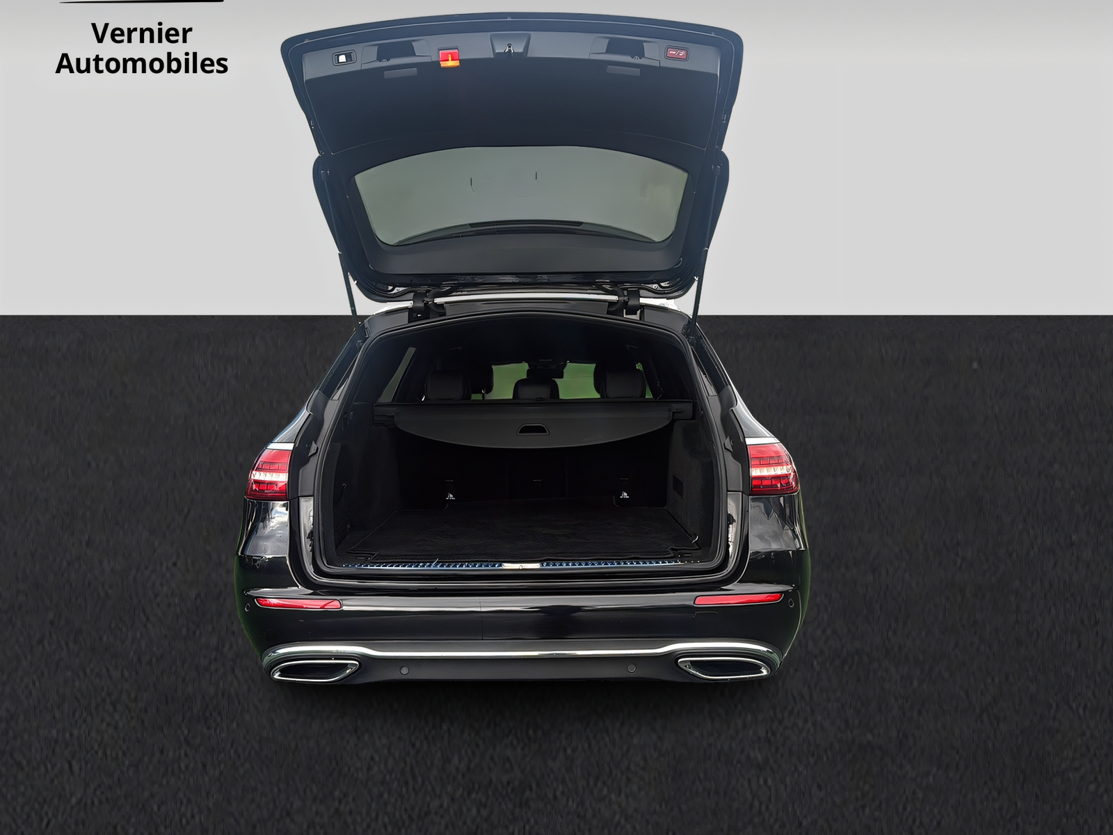 MERCEDES-BENZ E 220 d T 4Matic Avantgarde 9G-Tronic-image-9