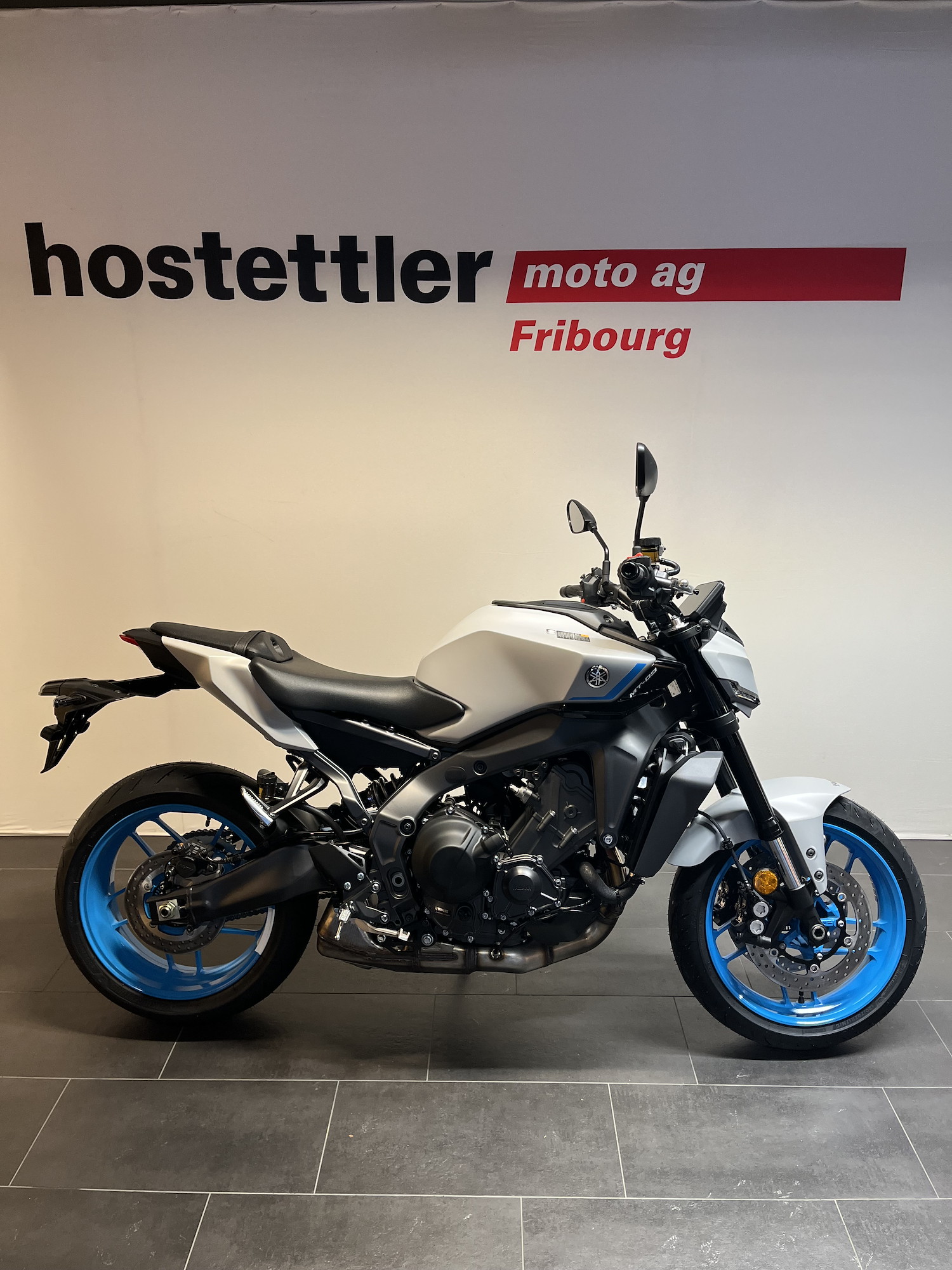 YAMAHA MT-09-image-1