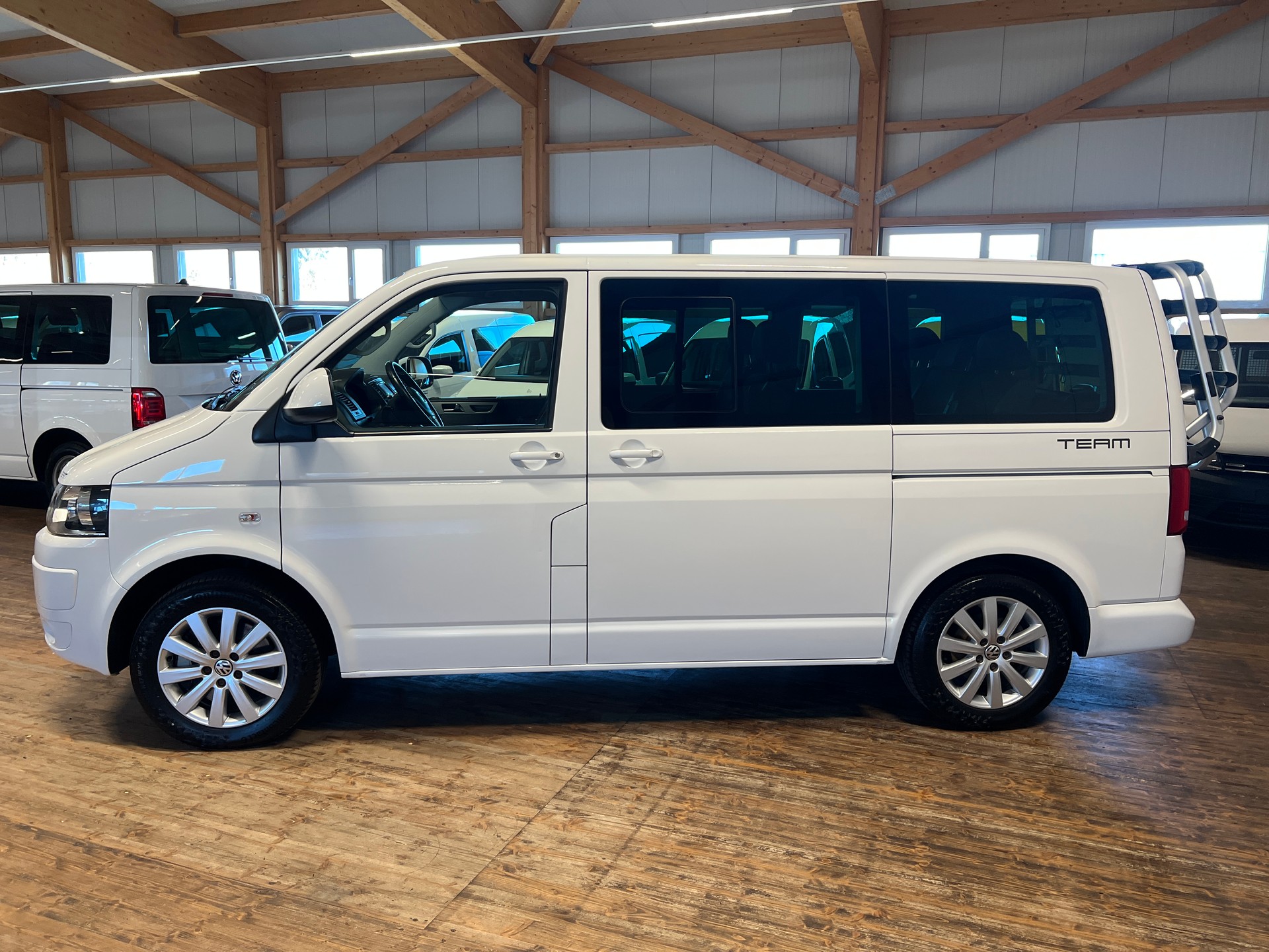 VW T5 Multivan 2.0 Bi-TDI CR CL Team 4Motion DSG-image-7