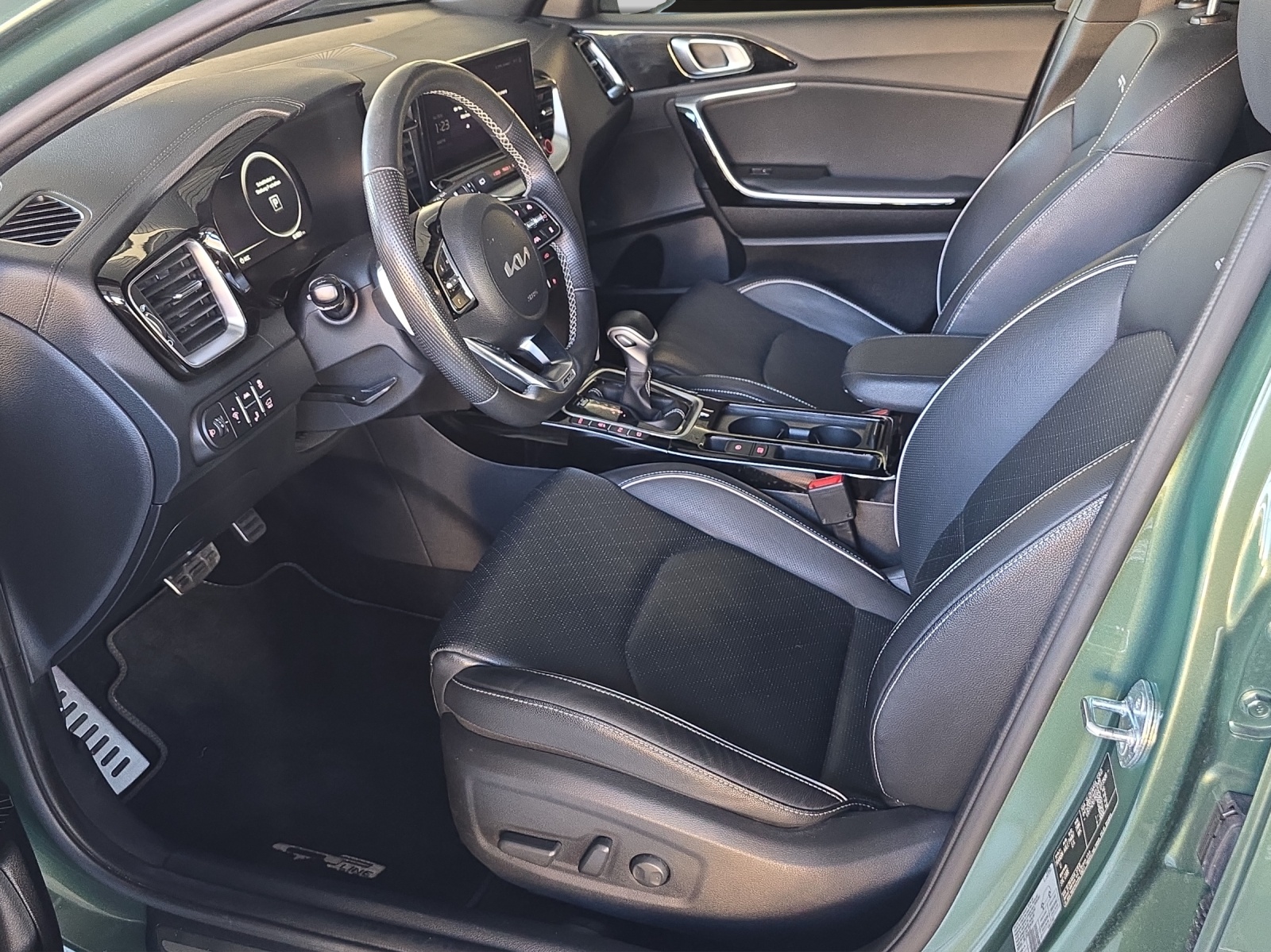 KIA ProCeed 1.5 T-GDi GT-Line DCT-image-7