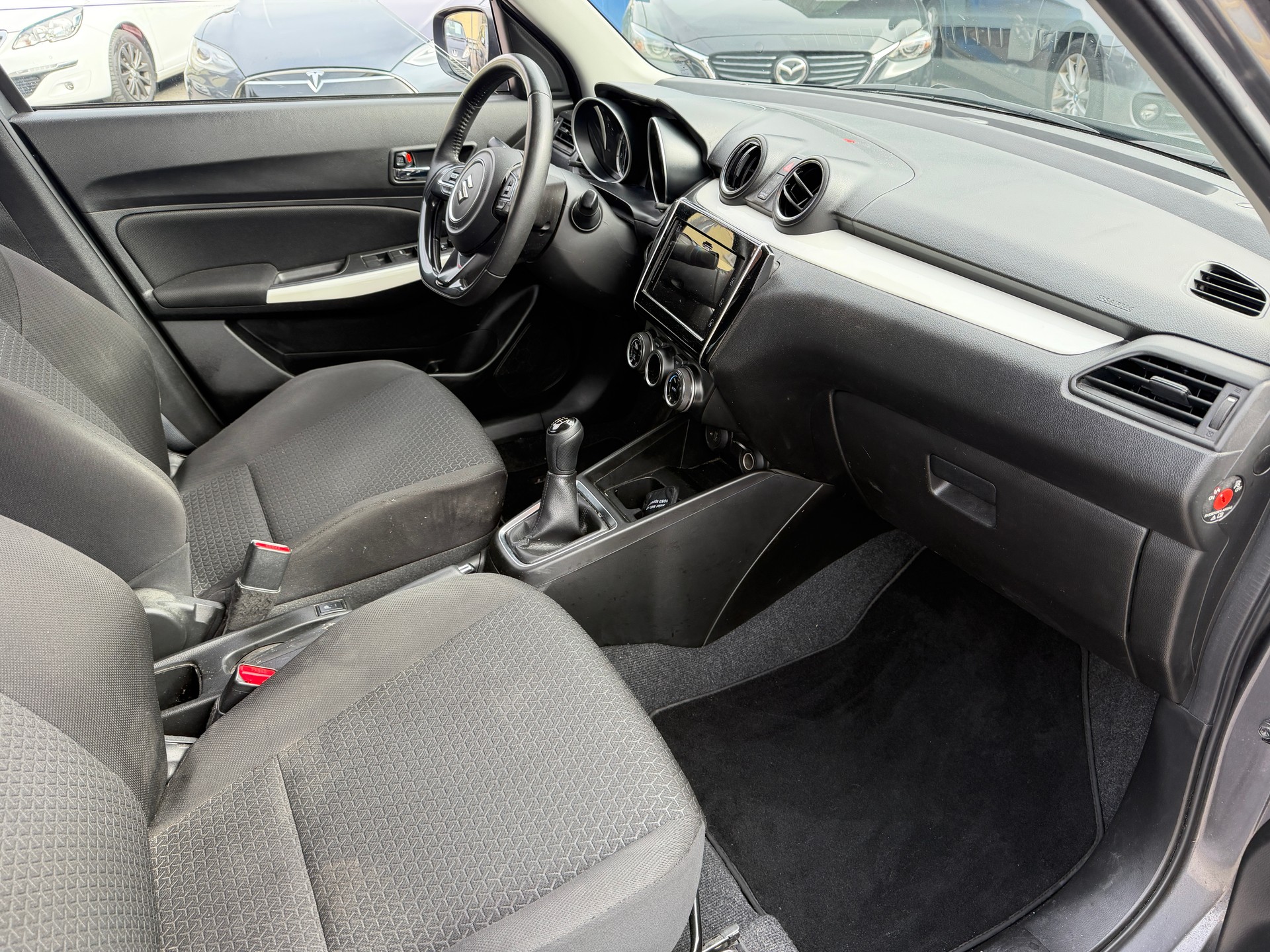 SUZUKI Swift 1.2i 16V SHVS Piz Sulai Top Hybrid Allgri4x4-image-9