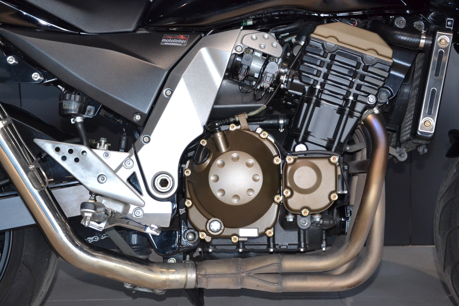 KAWASAKI Z 750-image-6